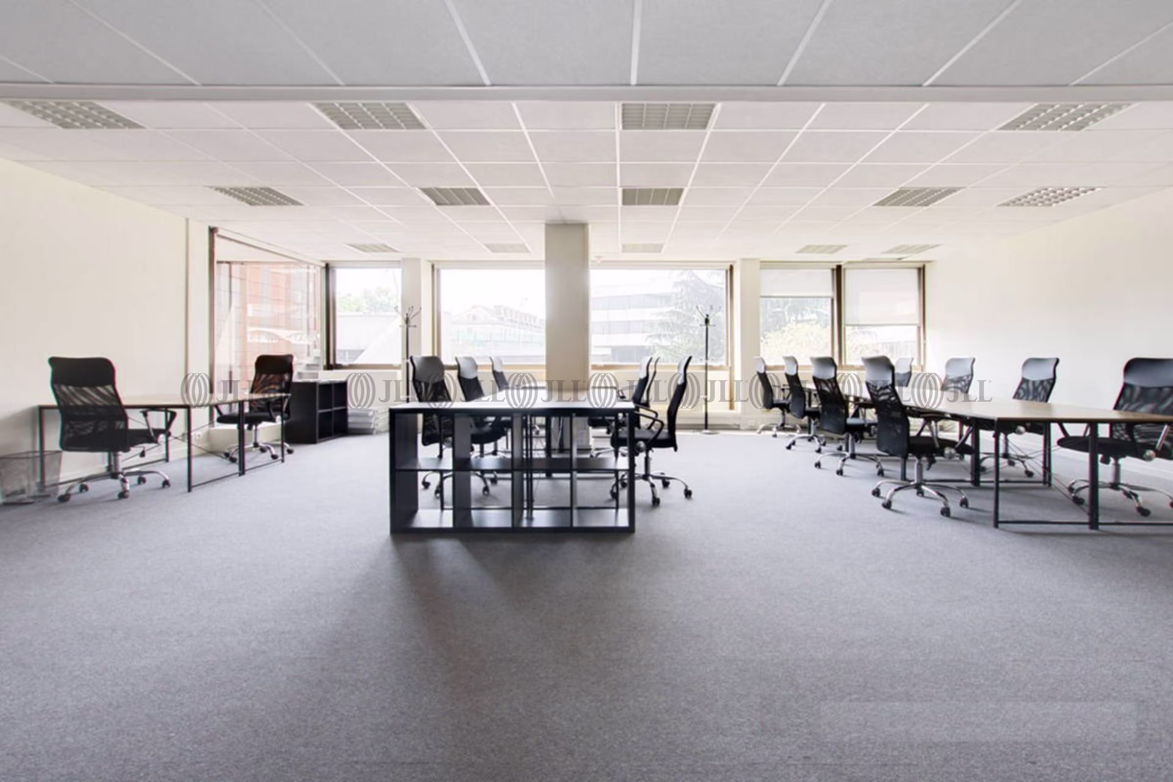 LES BUREAUX DE LA COLLINE