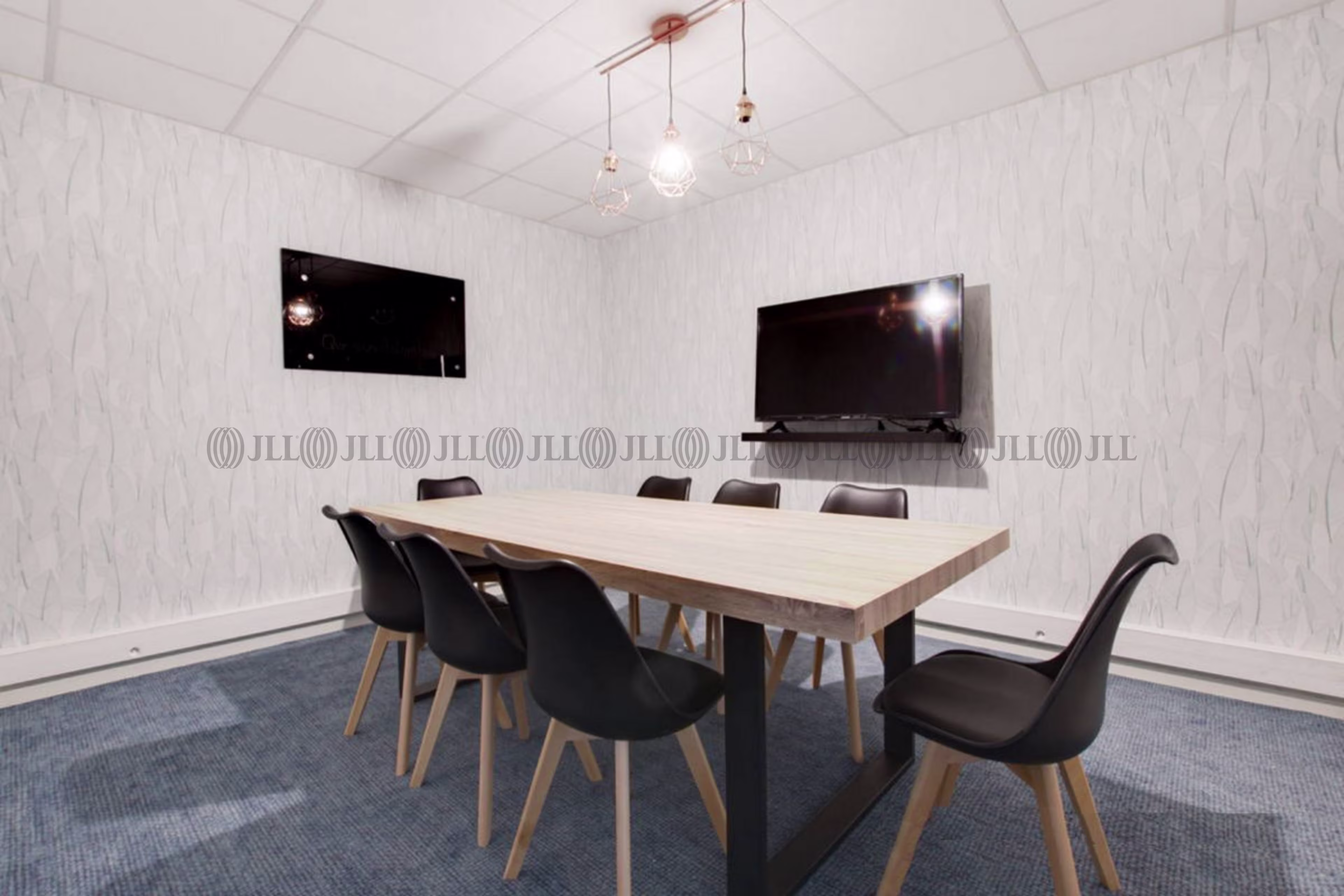 LES BUREAUX DE LA COLLINE