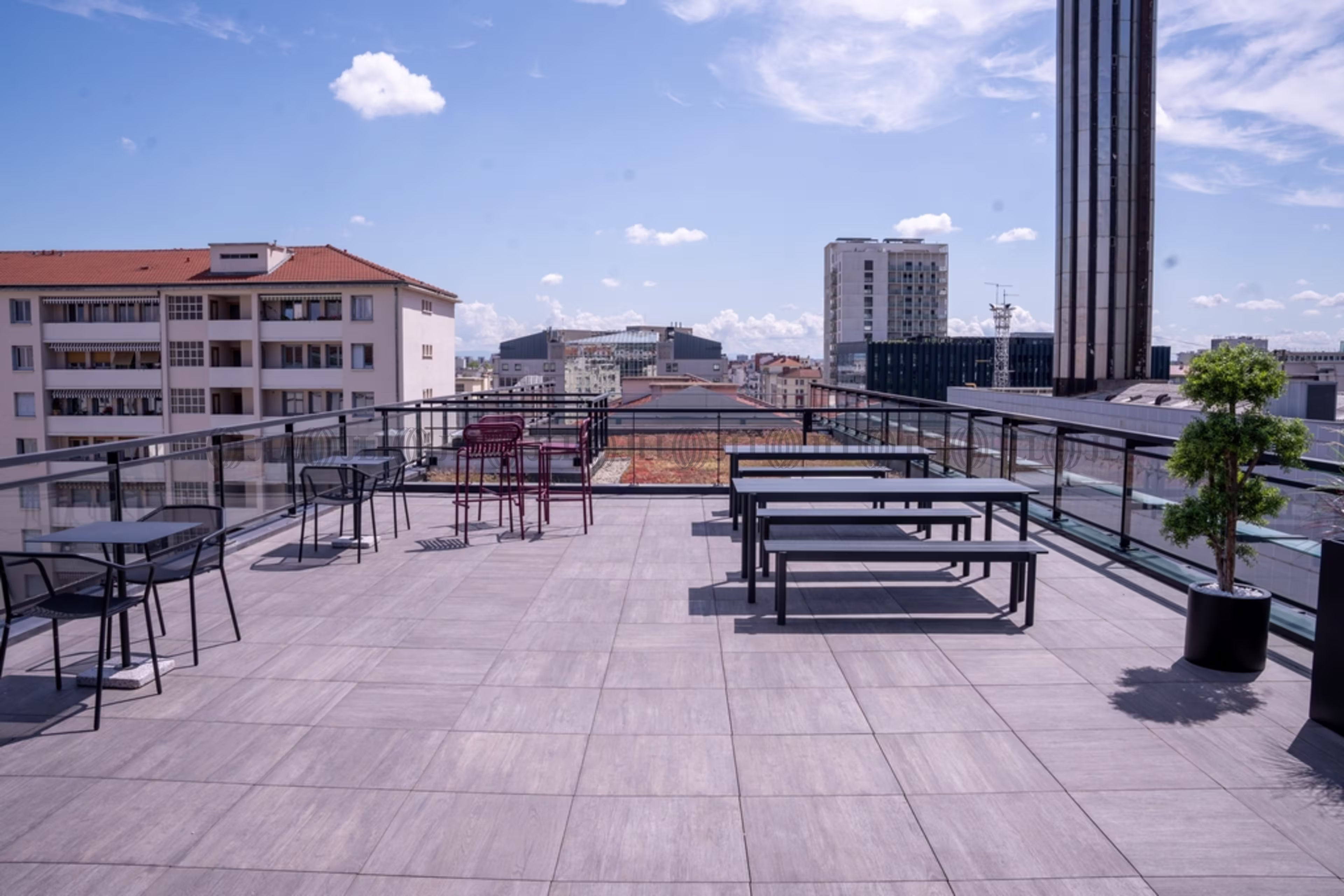 LE CRYSTALLIN - COWORKING