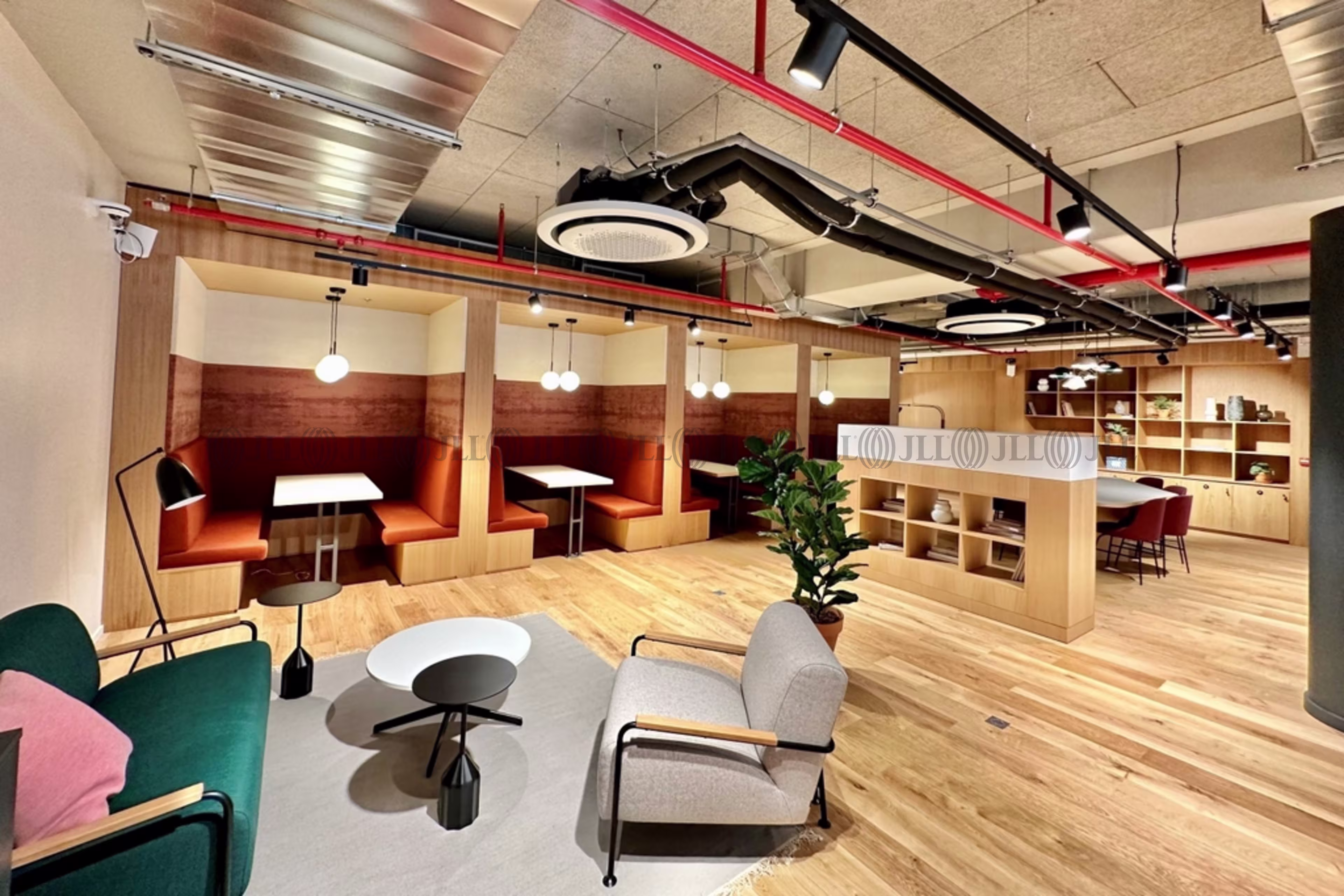 CENTRE SPACES - TO LYON