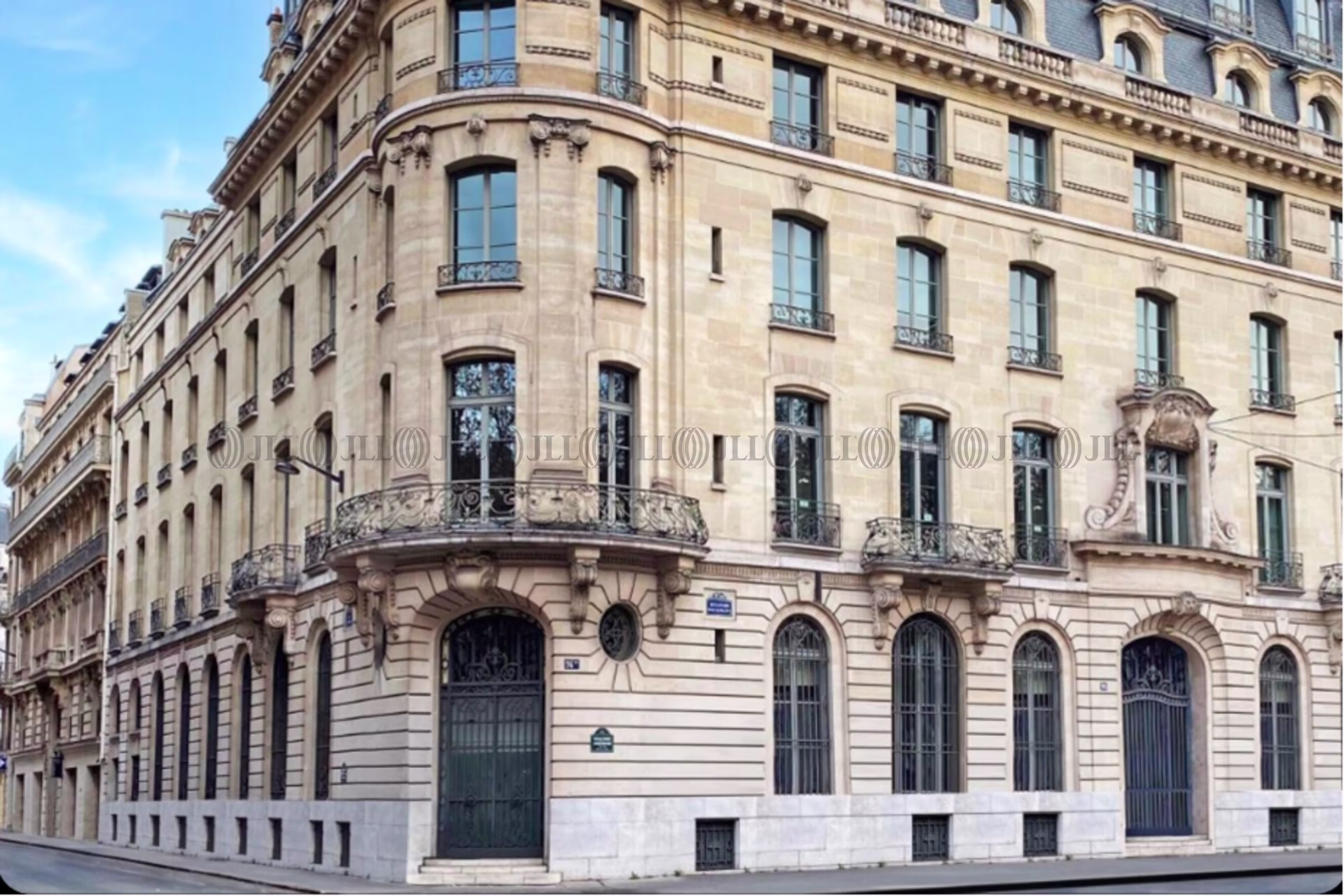 96 HAUSSMANN