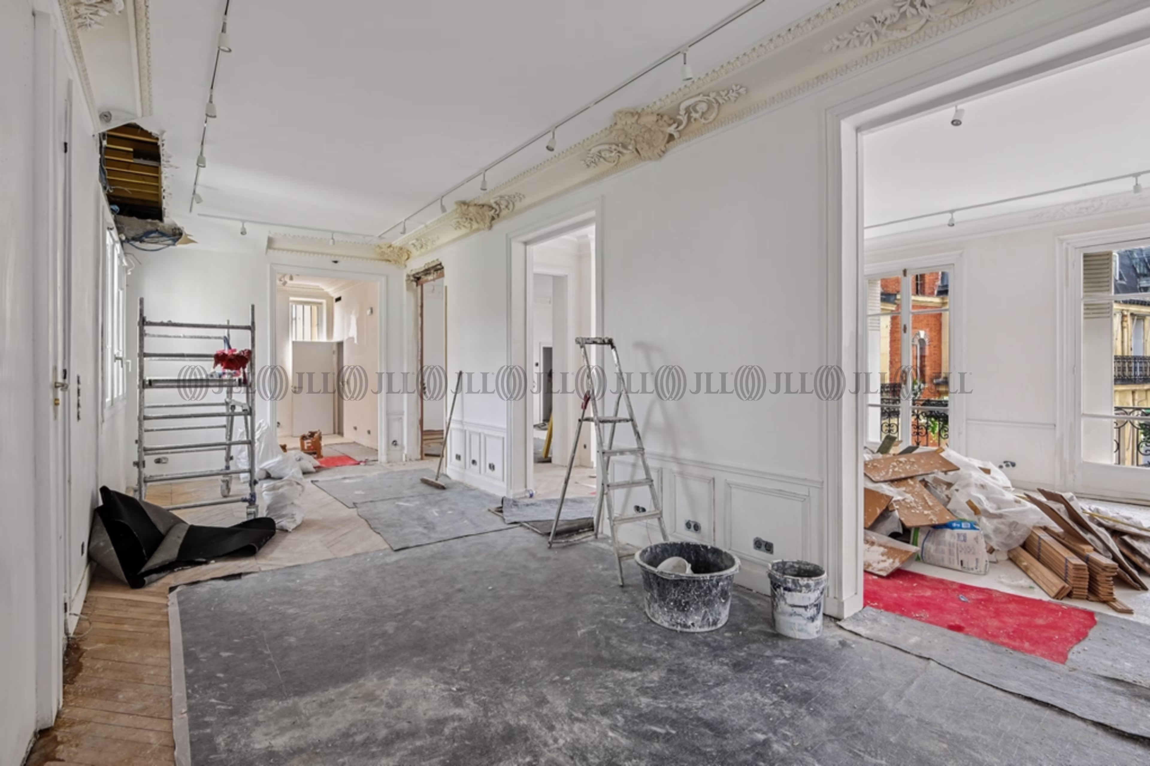 SALON HOCHE
