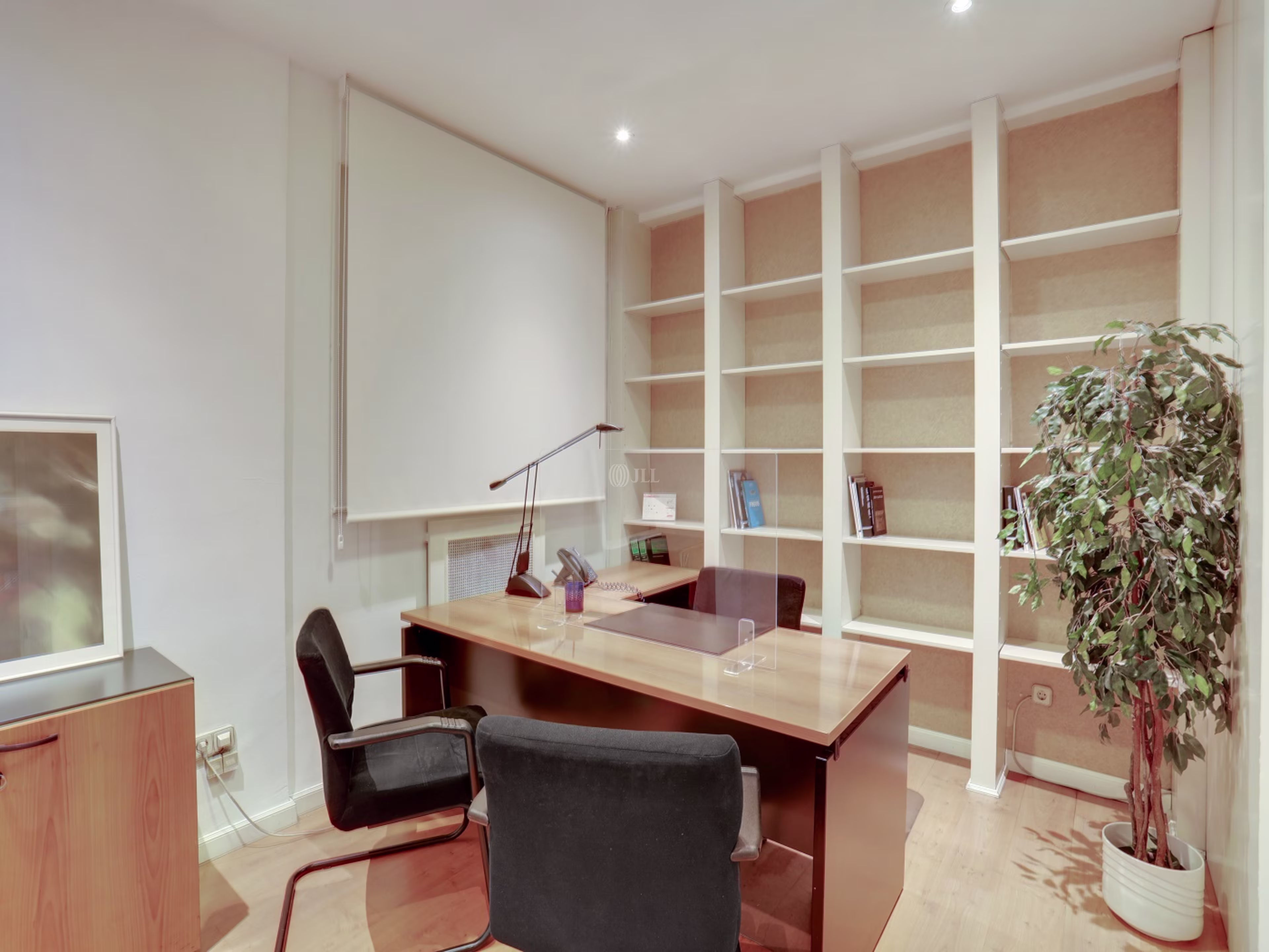 Velazquez  86 Coworking
