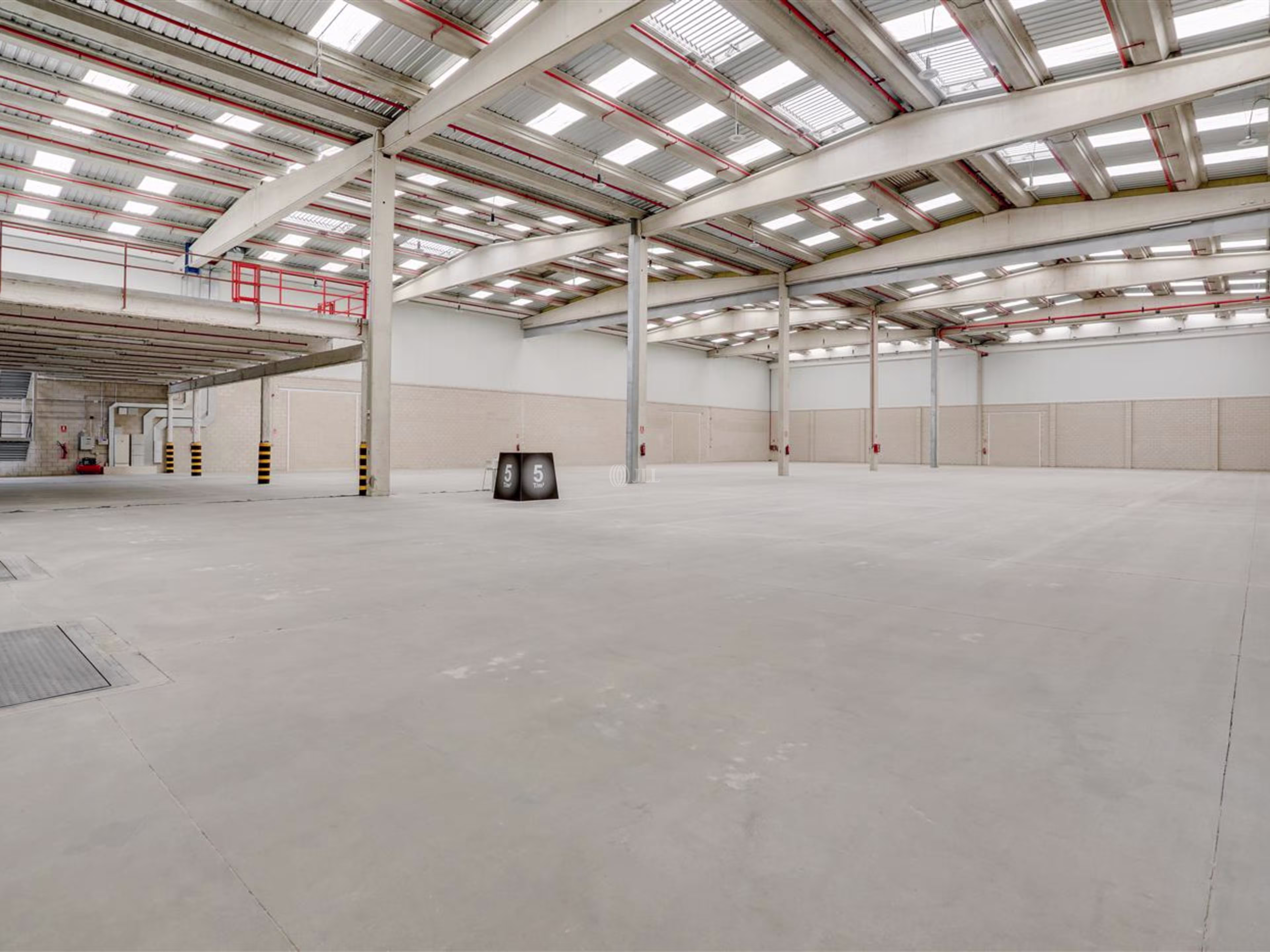M0212 NAVES LOGISTICAS ALQUILER GETAFE