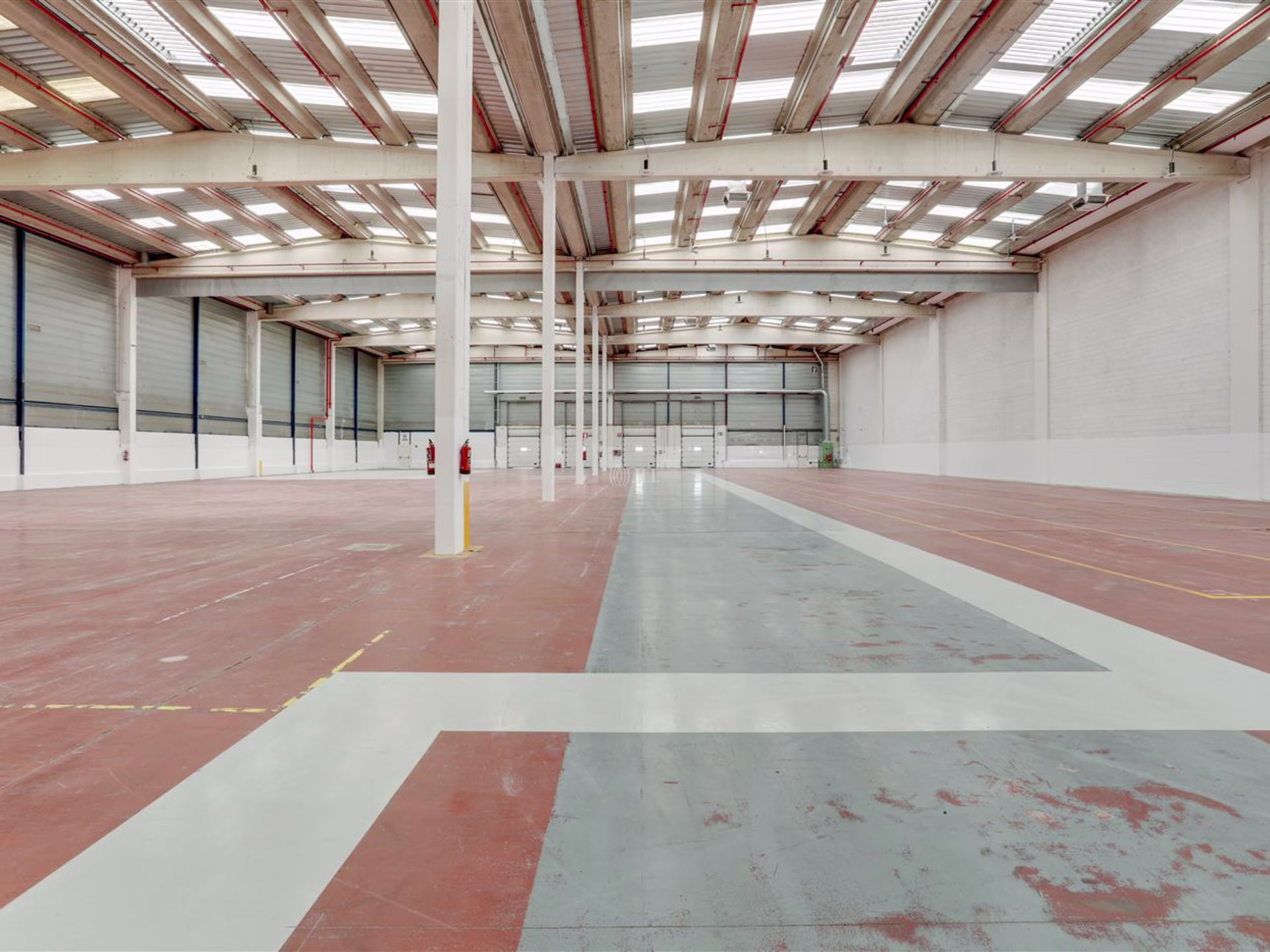 M0212 NAVES LOGISTICAS ALQUILER GETAFE