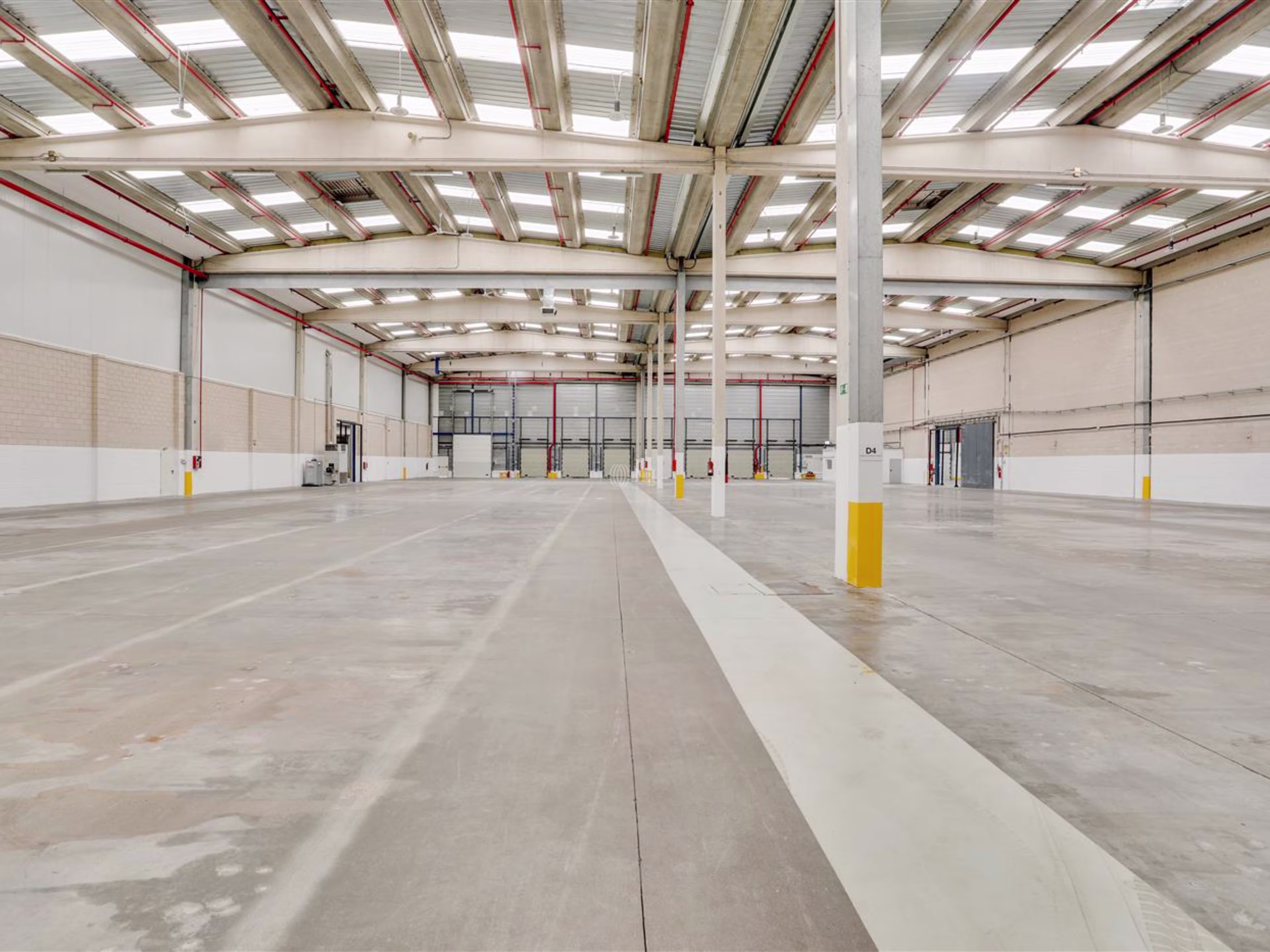 M0212 NAVES LOGISTICAS ALQUILER GETAFE