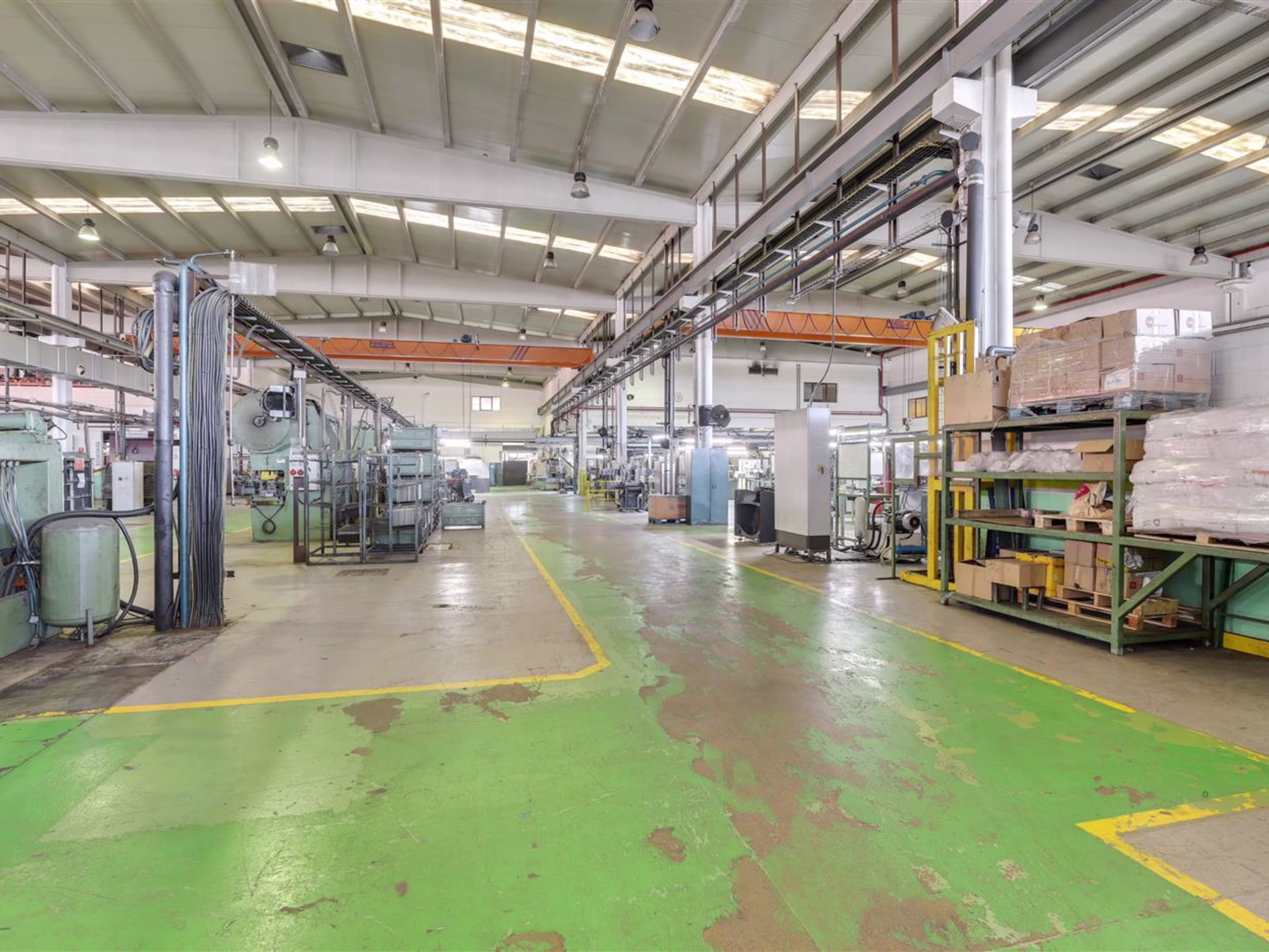 B0316 NAVE LOGISTICA PI SANTIGA BARBERA ALQUILER