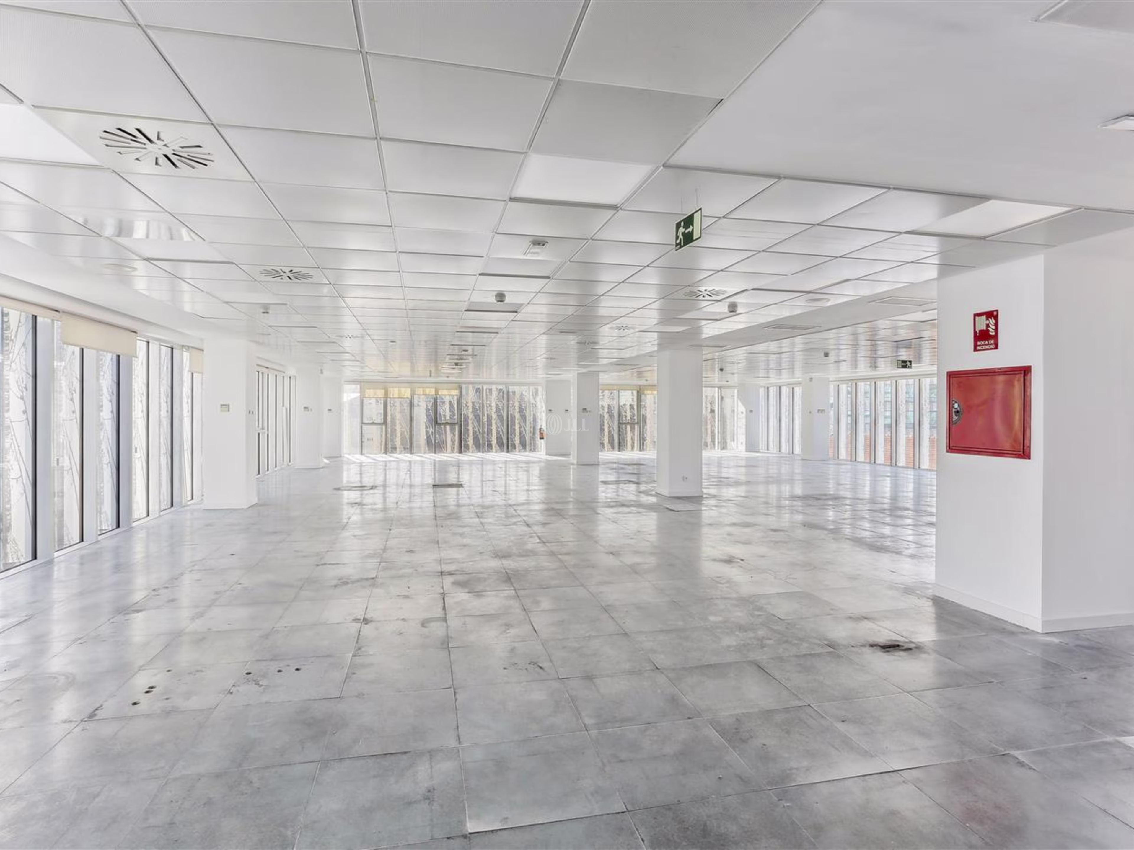 Sentia Business Center