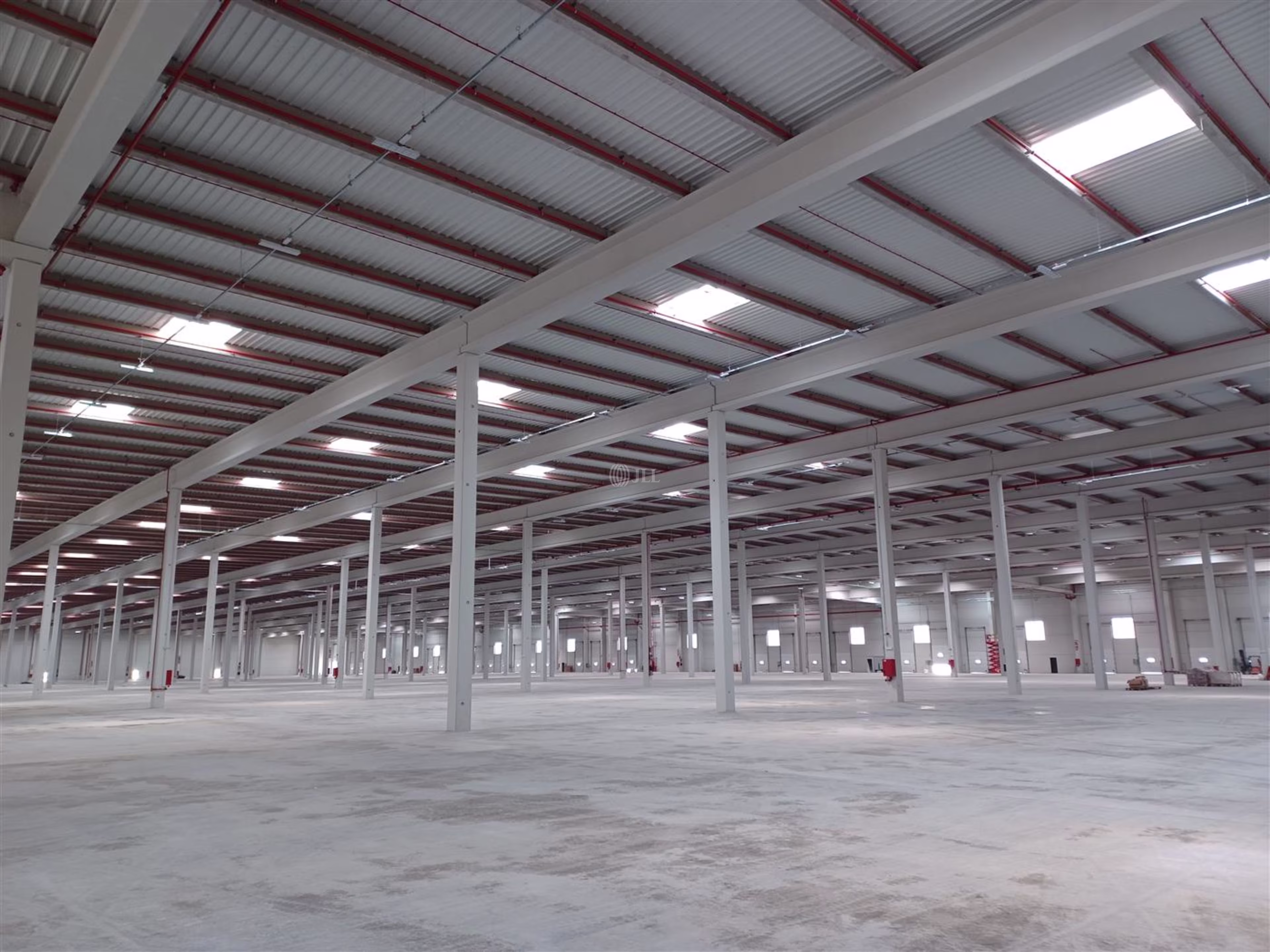 M0699 NAVE LOGISTICA CABANILLAS ALQUILER