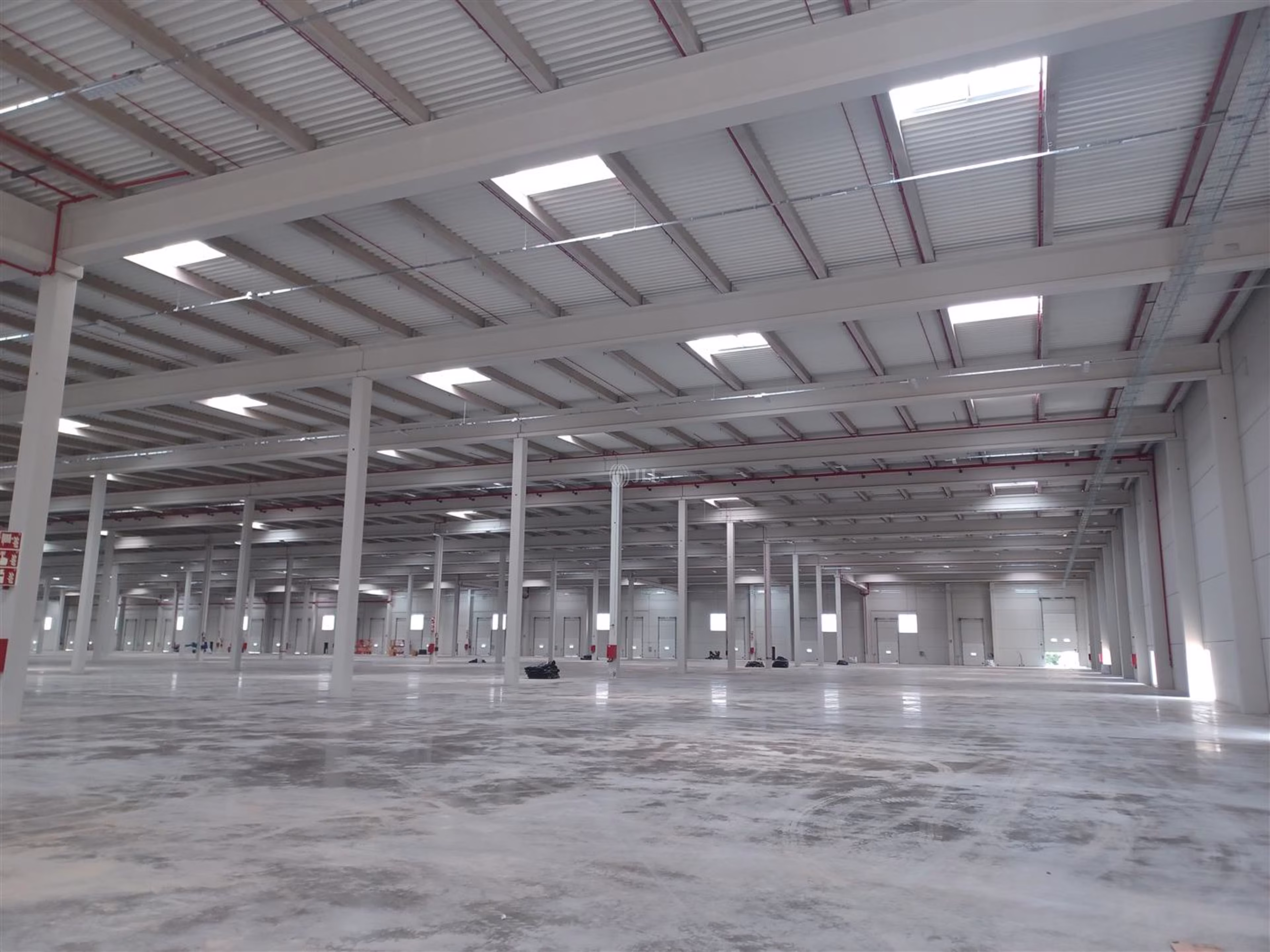 M0699 NAVE LOGISTICA CABANILLAS ALQUILER