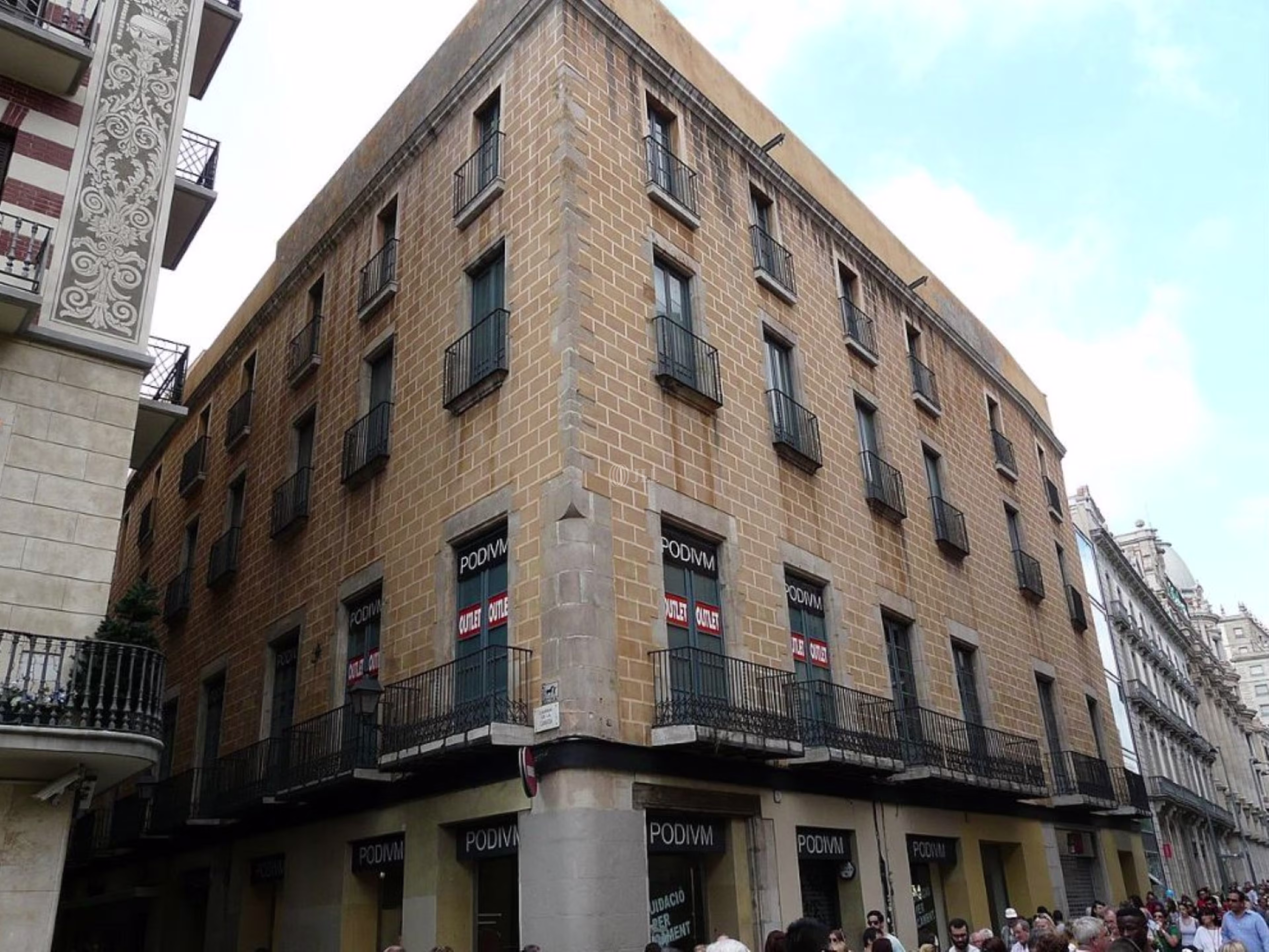 Portal de l'Àngel 9