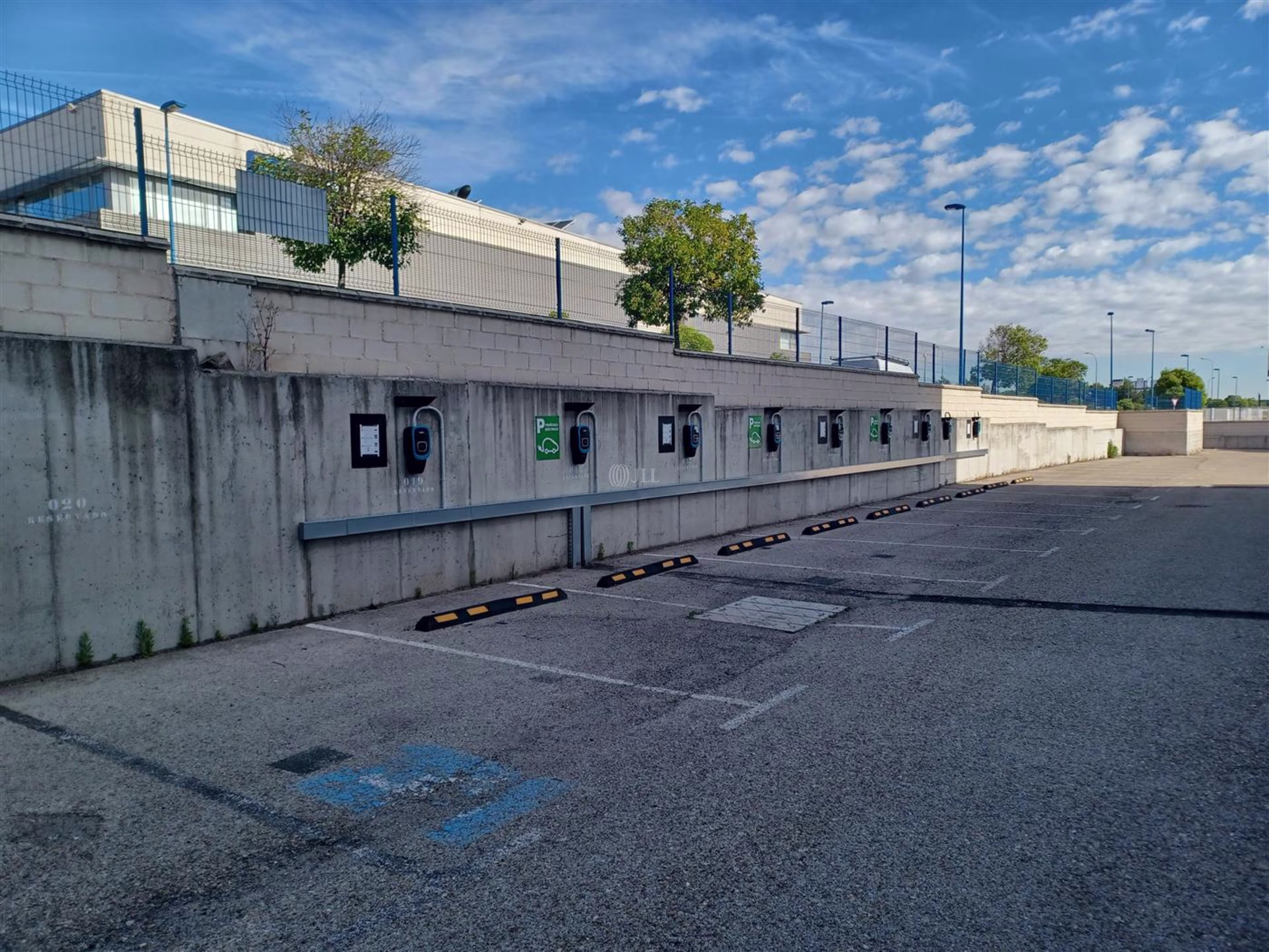 M0800 NAVE LOGISTICA LEGANES ALQUILER