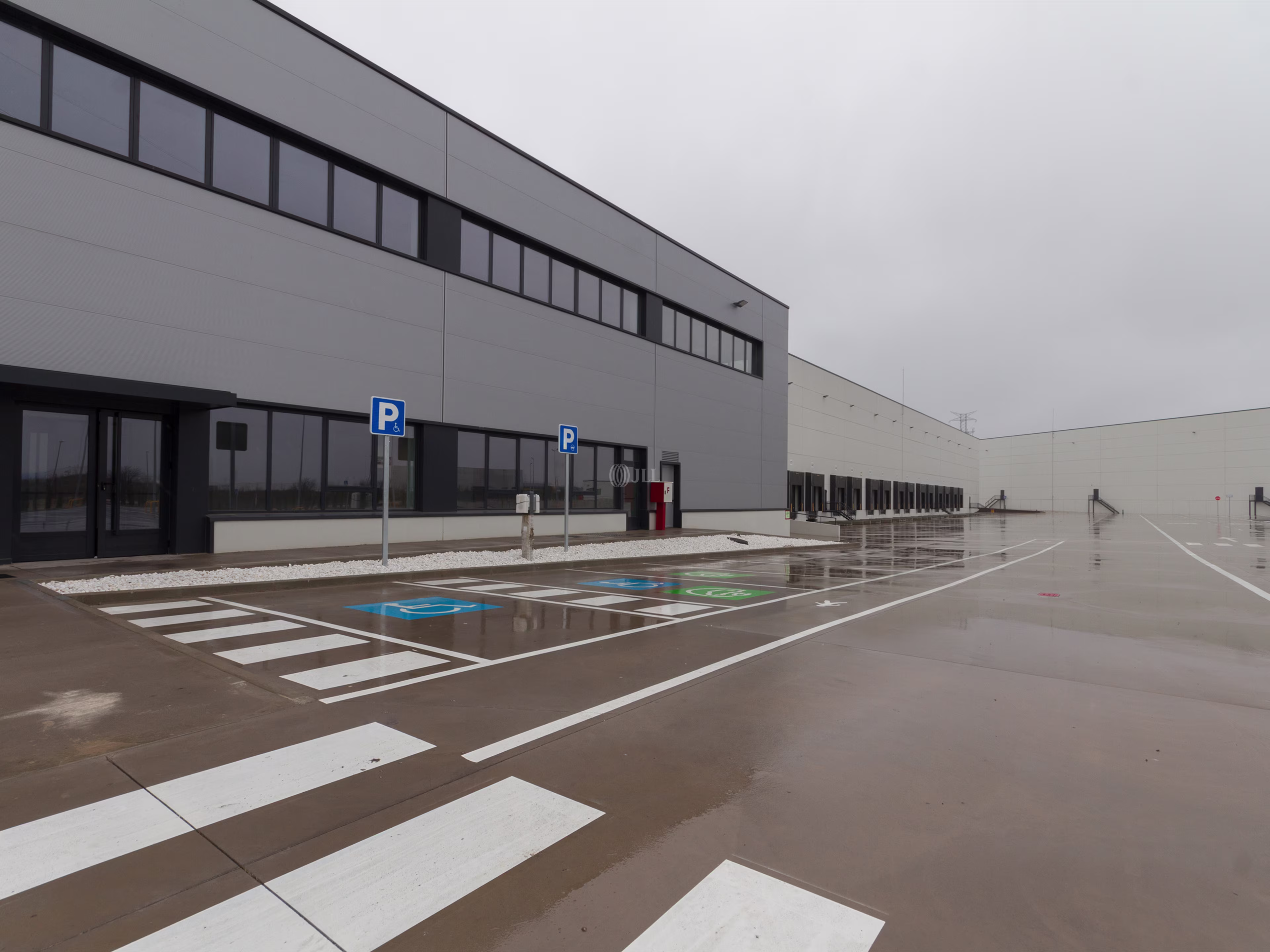 M0367 PLATAFORMA LOGISTICA PI MATEU CROMO ALQUILER