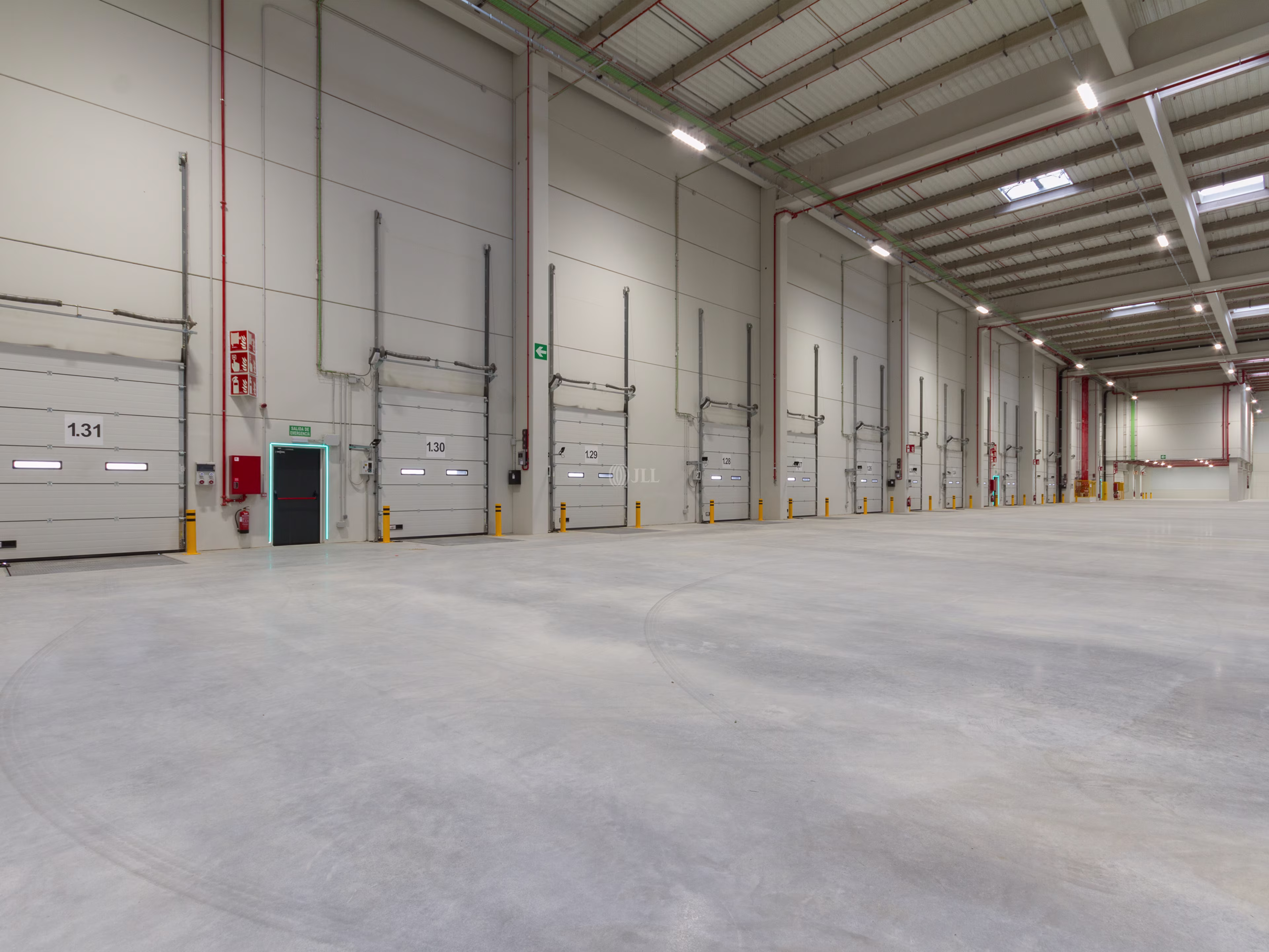 M0367 PLATAFORMA LOGISTICA PI MATEU CROMO ALQUILER