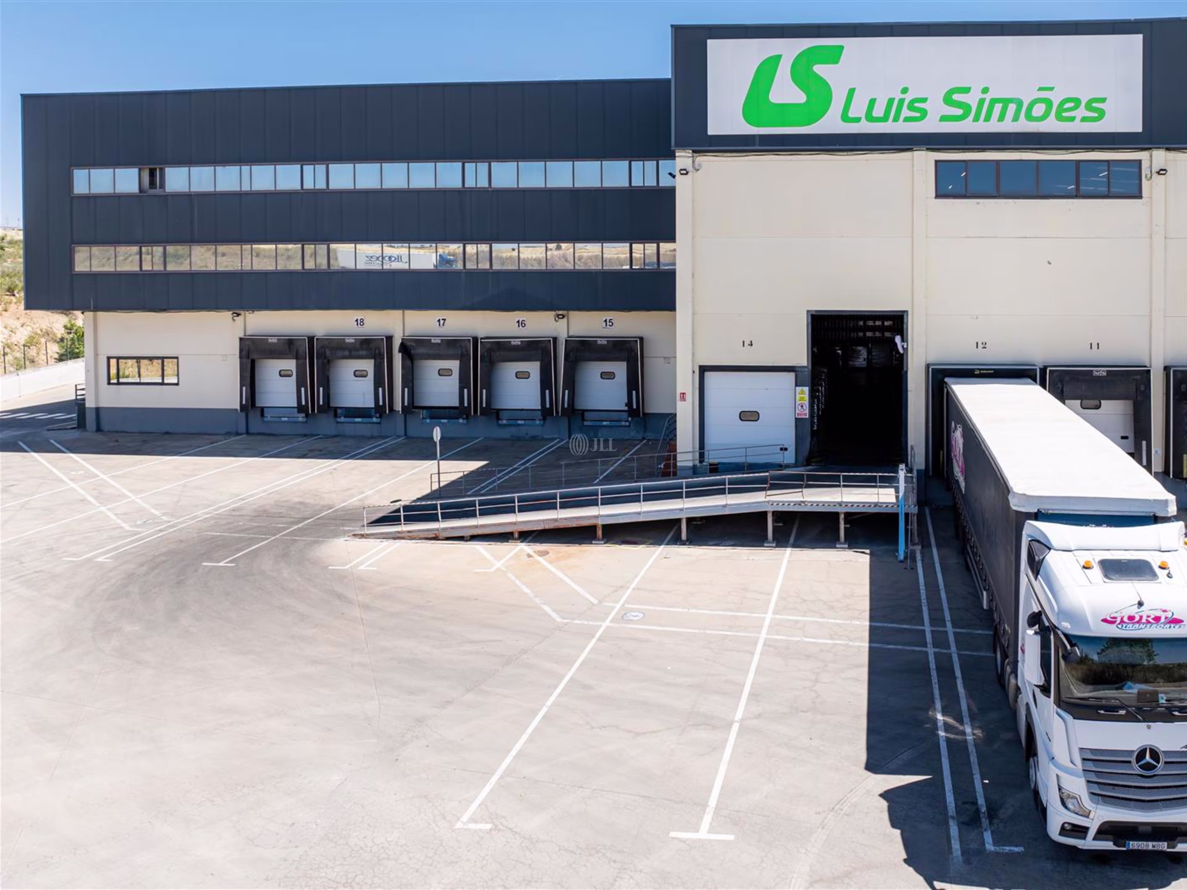 M0900 NAVE LOGISTICA MODULADA EN ALQUILER DAGANZO DE ARRIBA