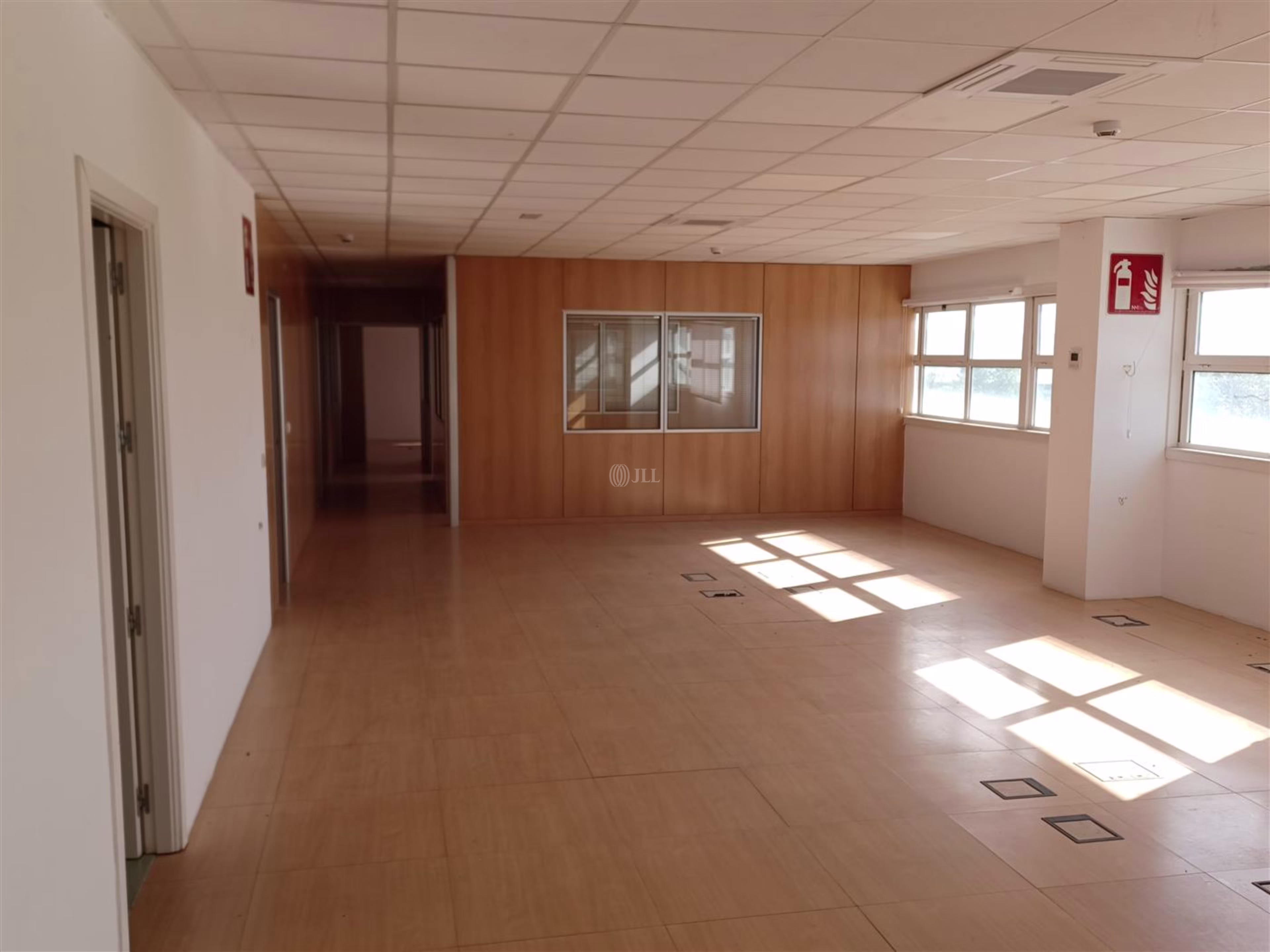 M0500 PLATAFORMA LOGISTICA CABANILLAS ALQUILER