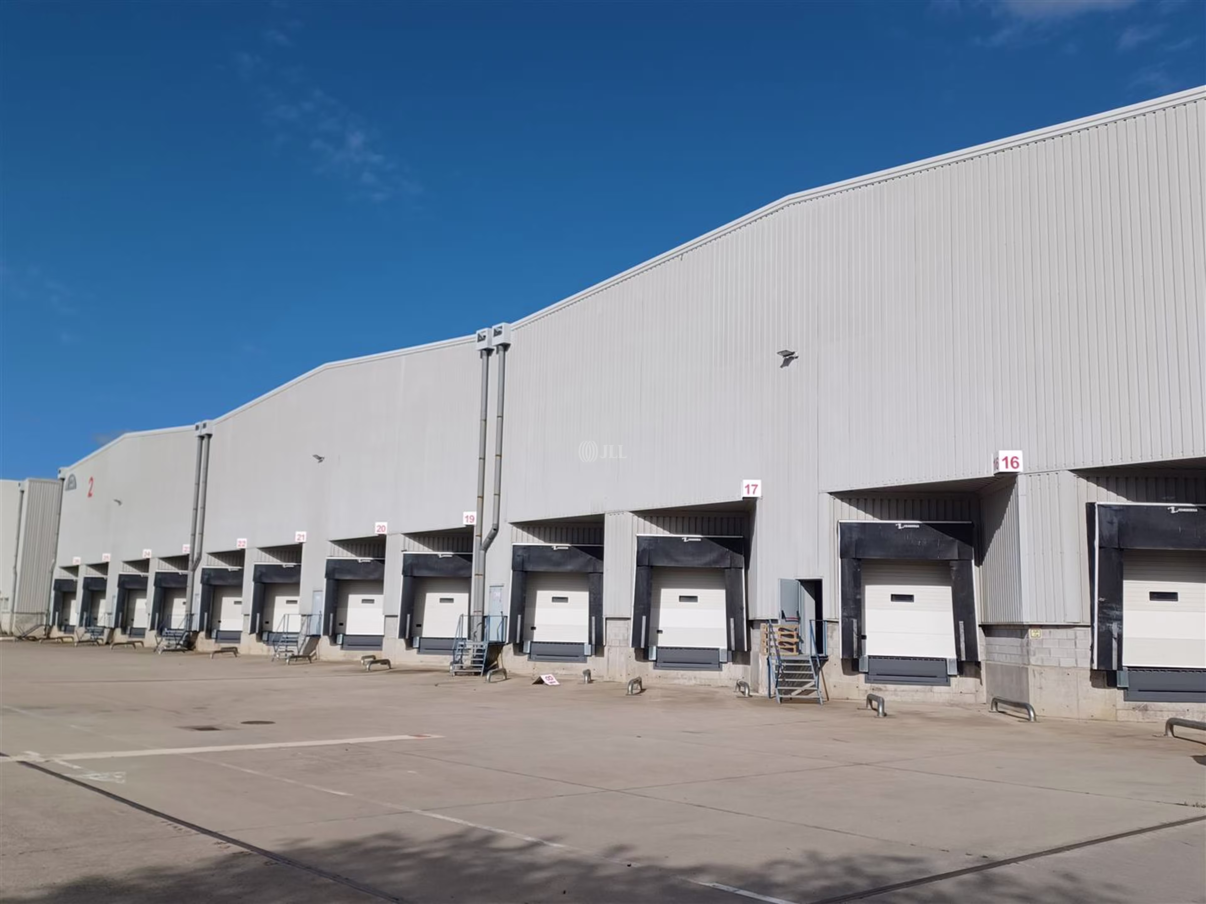 M0500 PLATAFORMA LOGISTICA CABANILLAS ALQUILER