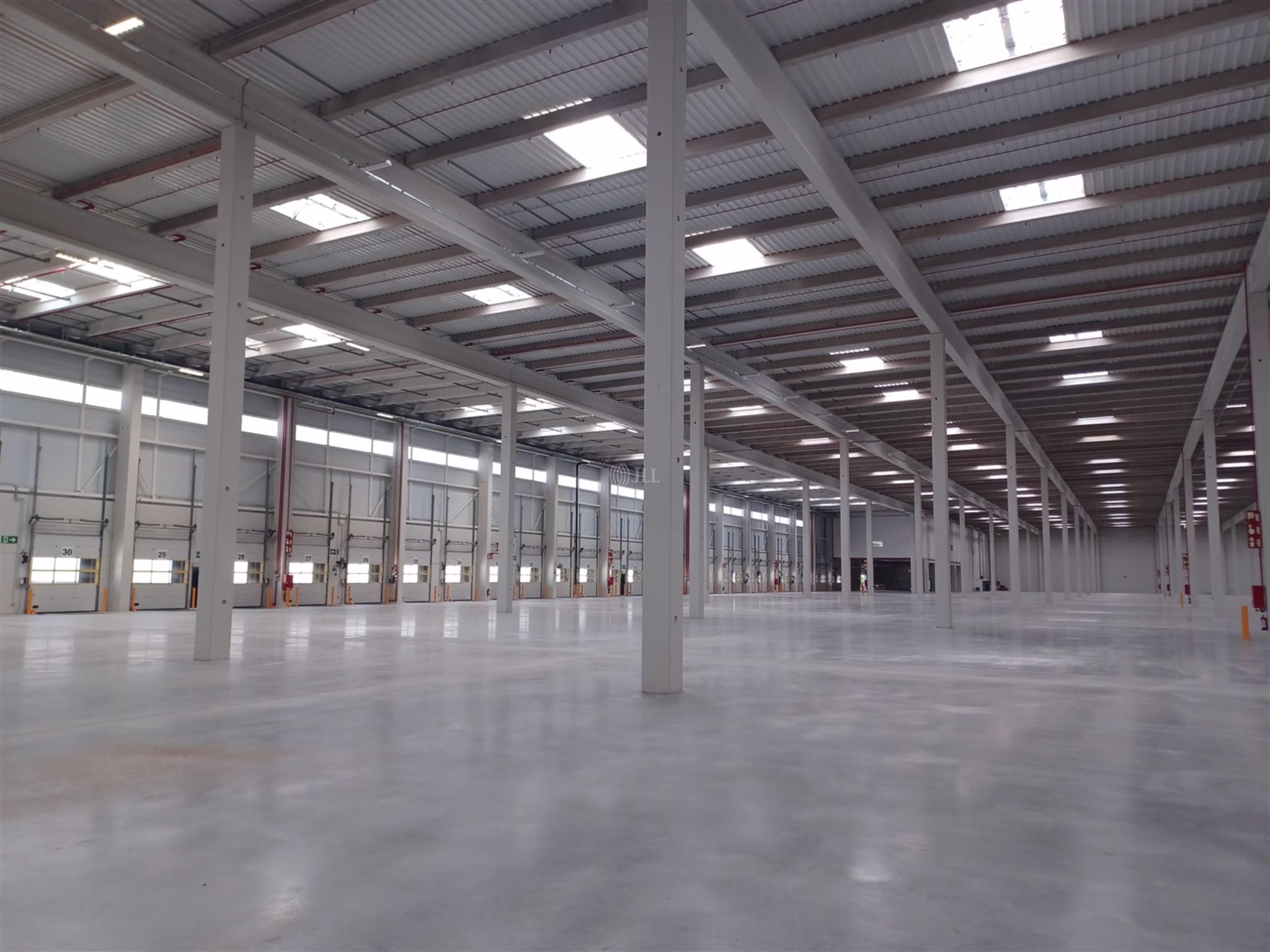 M0802 PLATAFORMAS LOGISTICAS PI GAVILANES ALQUILER