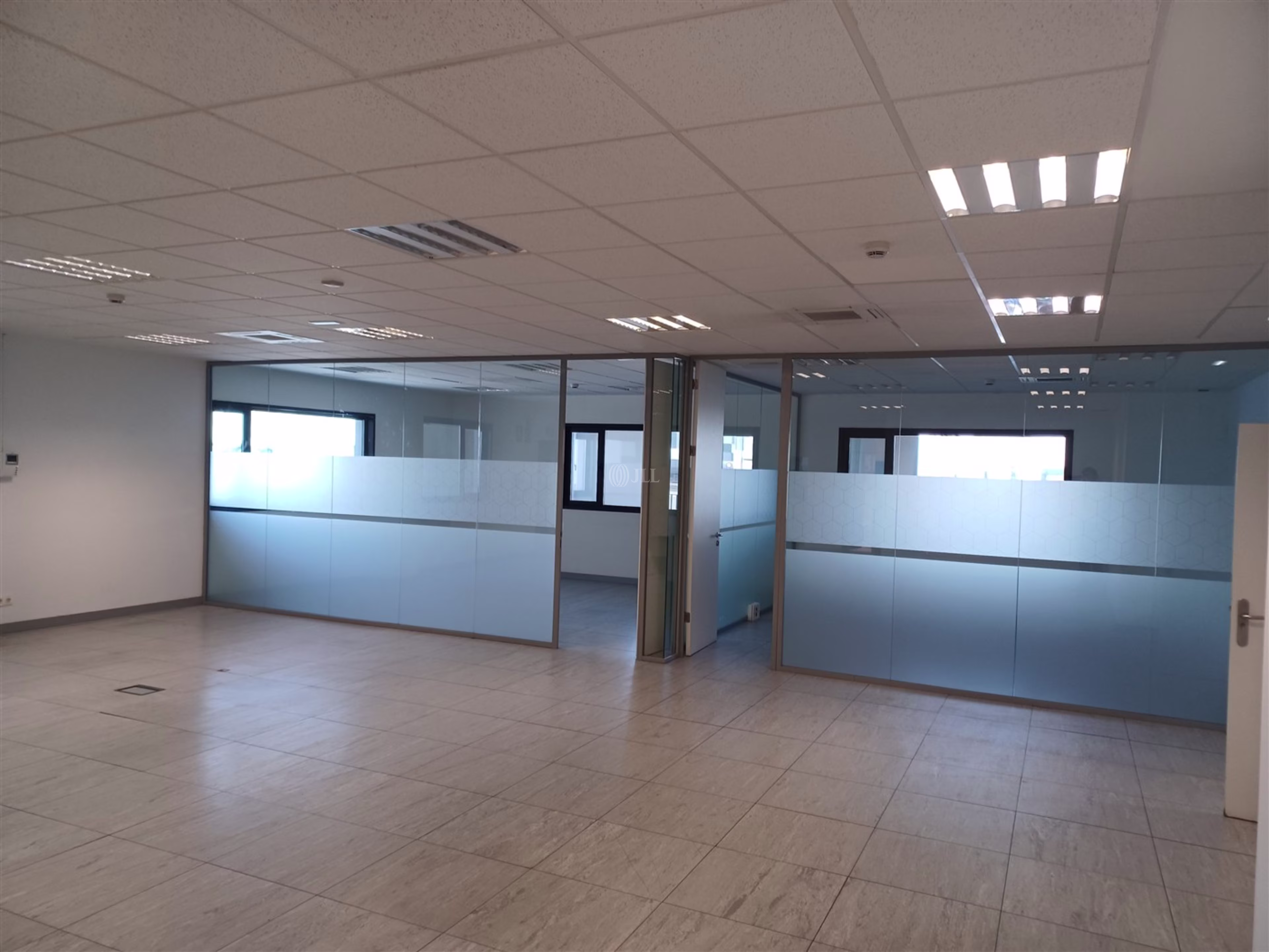 M0855 NAVE LOGISTICA CABANILLAS EN ALQUILER