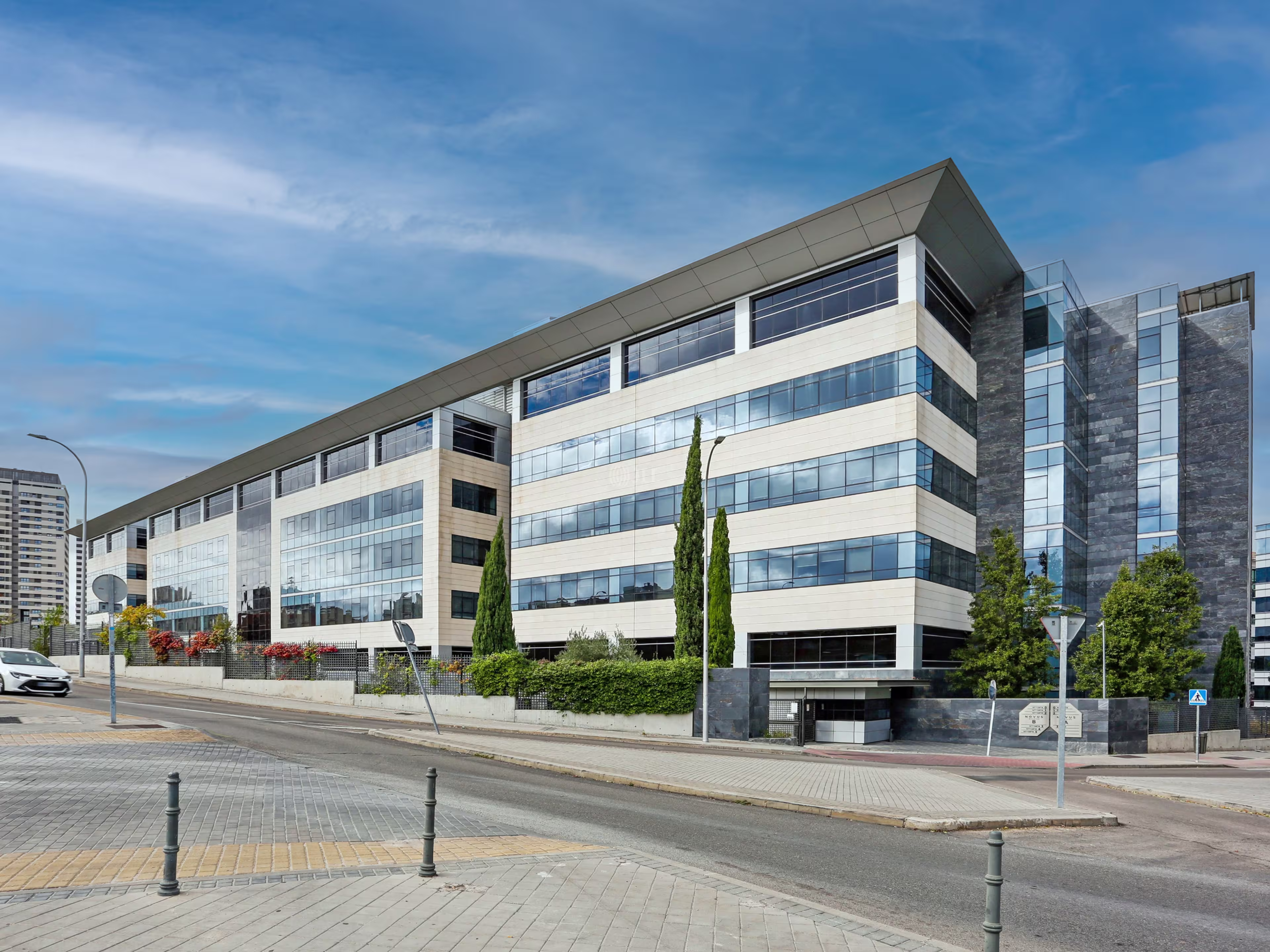 Novus Building Bloque 1 - ESTE
