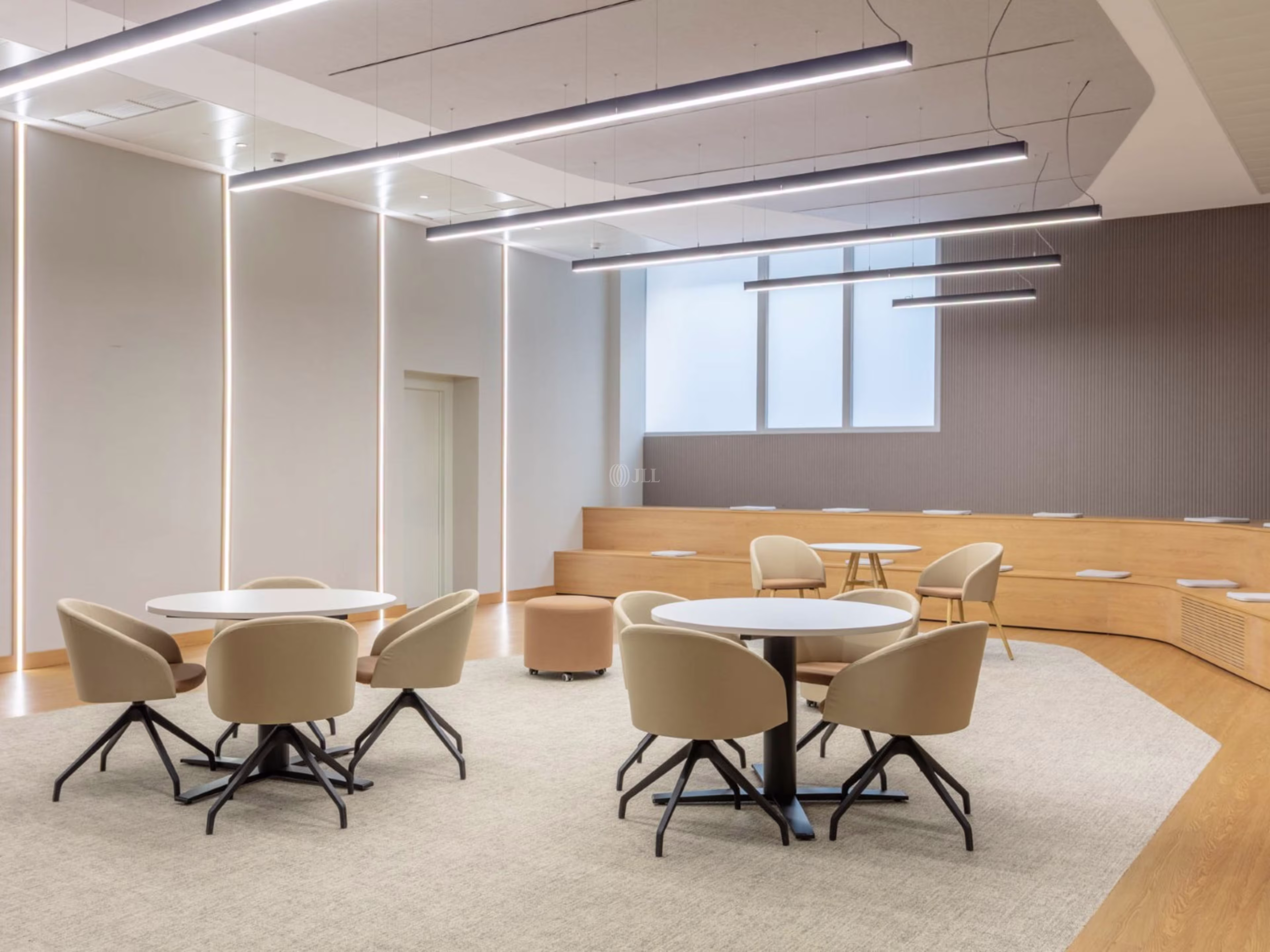 Sentia Business Center