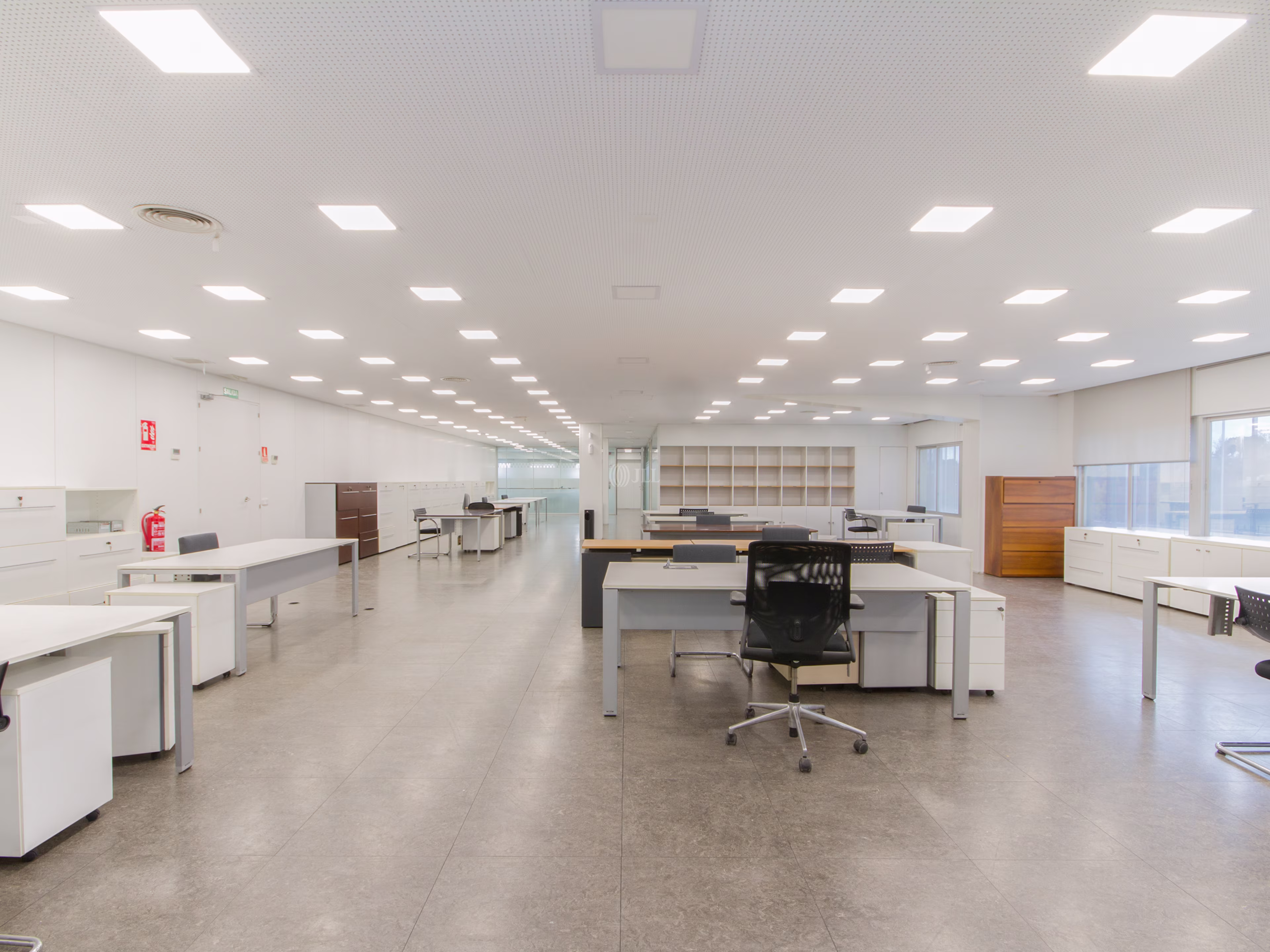 M1069 EDIFICIO INDUSTRIAL Y LOGISTICO SAN AGUSTIN GUADALIX