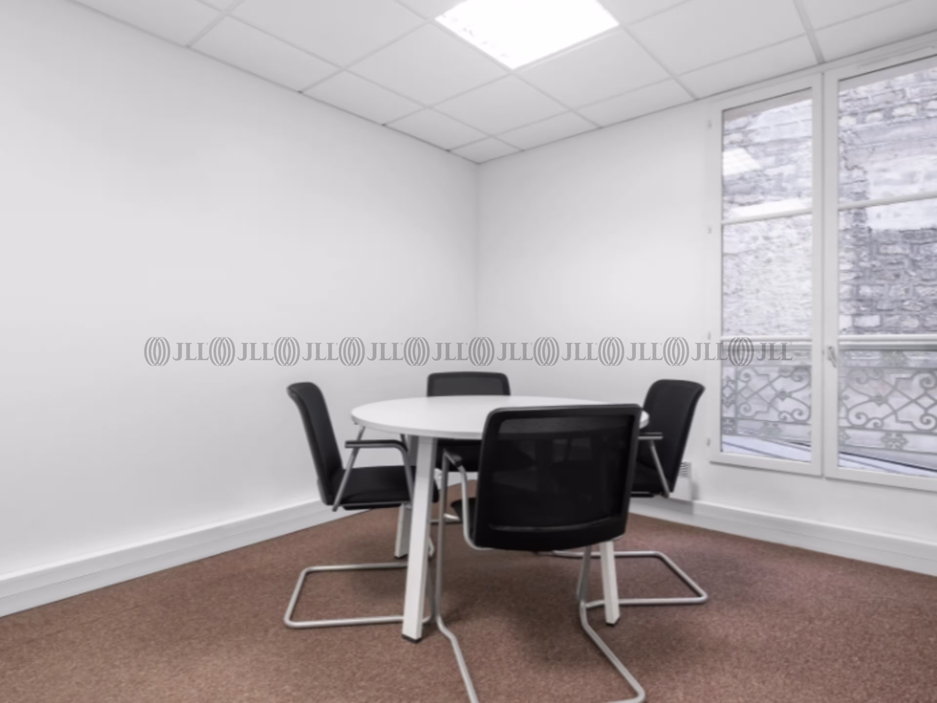 REGUS -  BATIGNOLLES