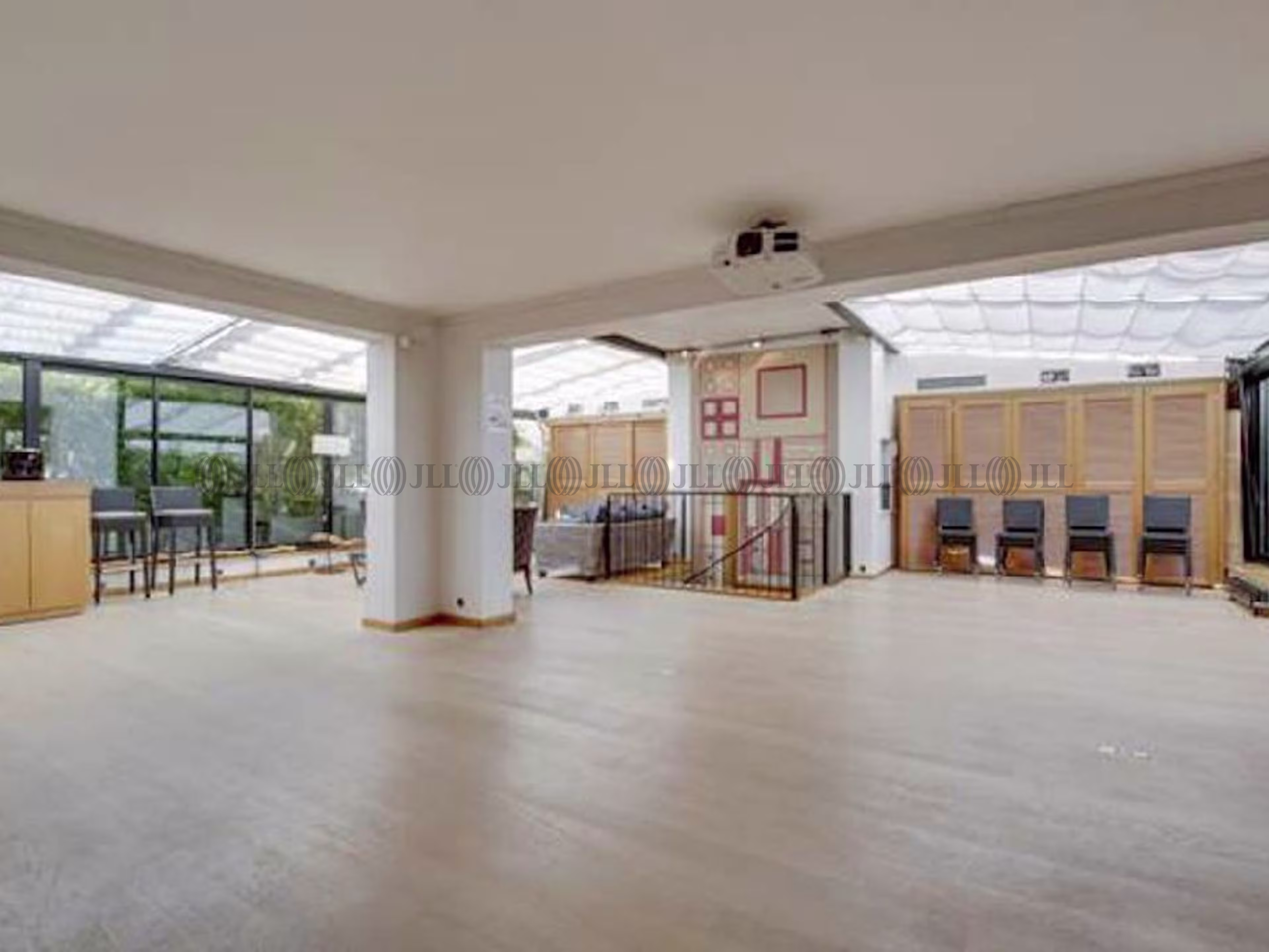 DESKEO PARIS 9 TRINITE