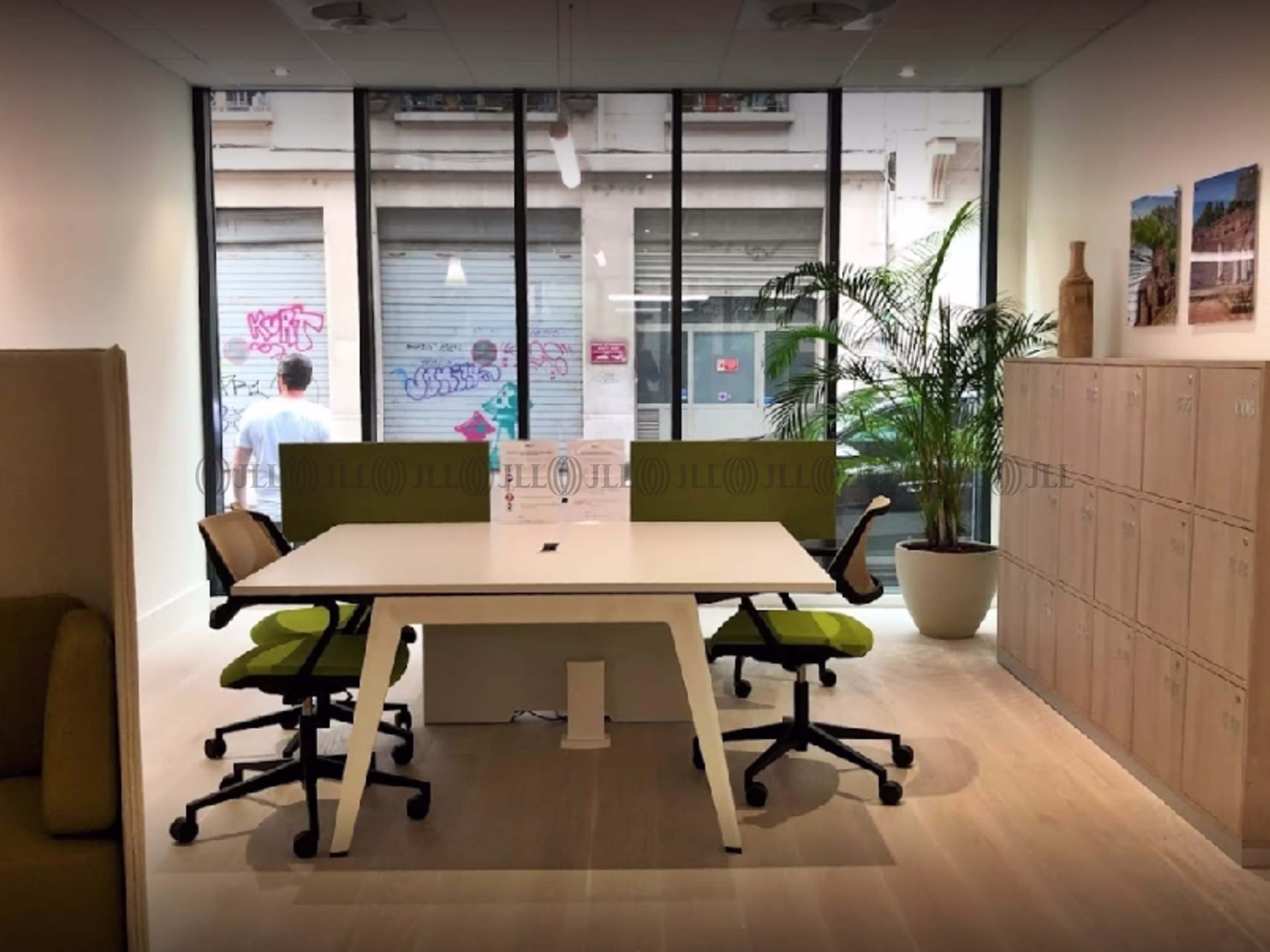 REGUS - BROTTEAUX LE 6B