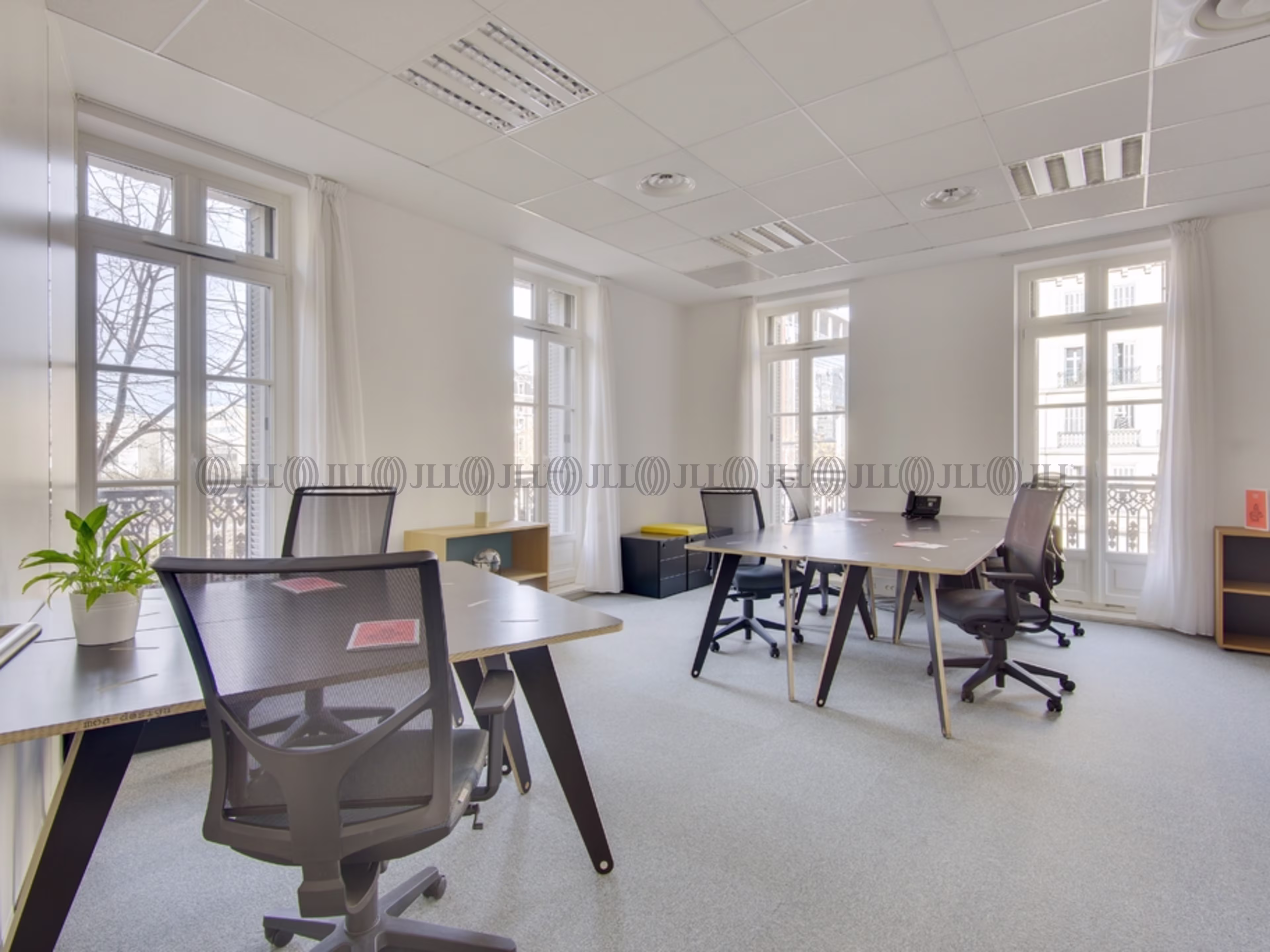 FLEX OFFICE - NEWTON OFFICES JOLIETTE