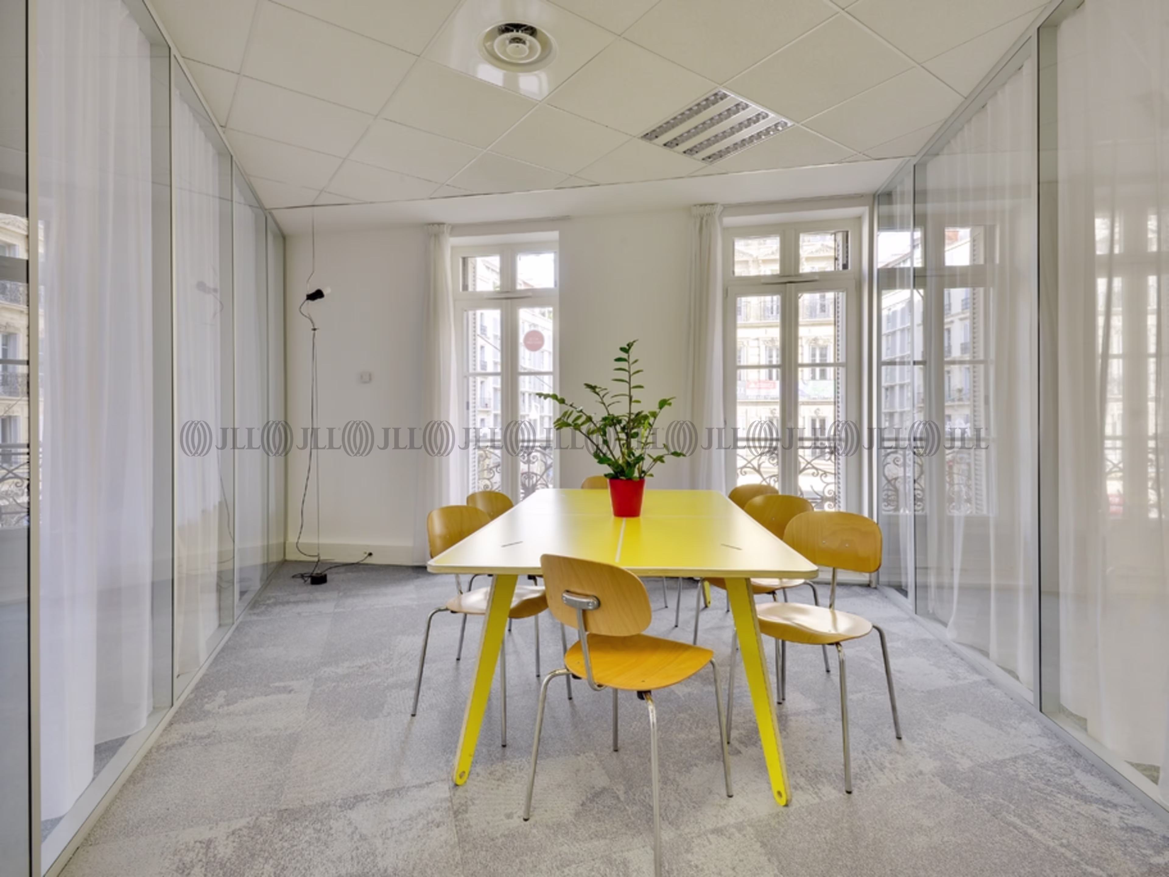 FLEX OFFICE - NEWTON OFFICES JOLIETTE