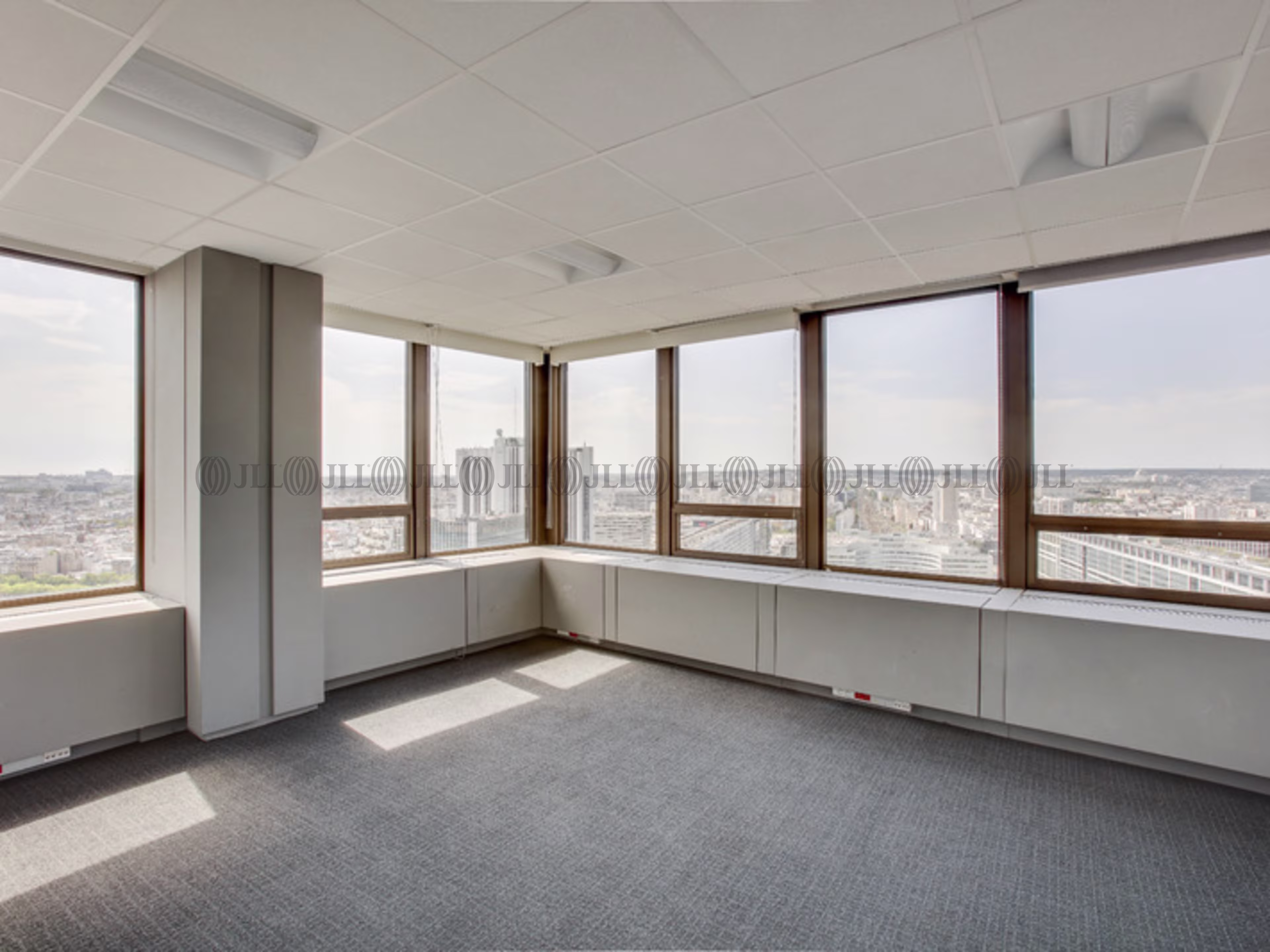 TOUR MONTPARNASSE