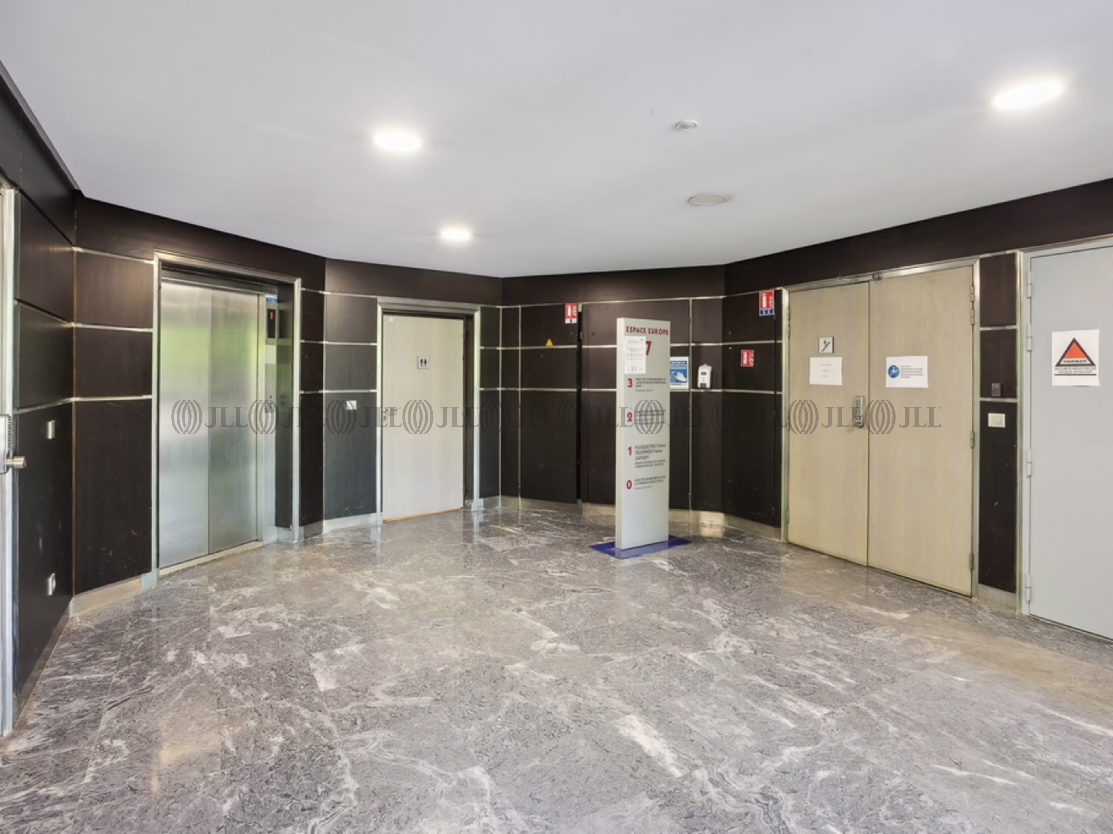 ESPACE EUROPE 1