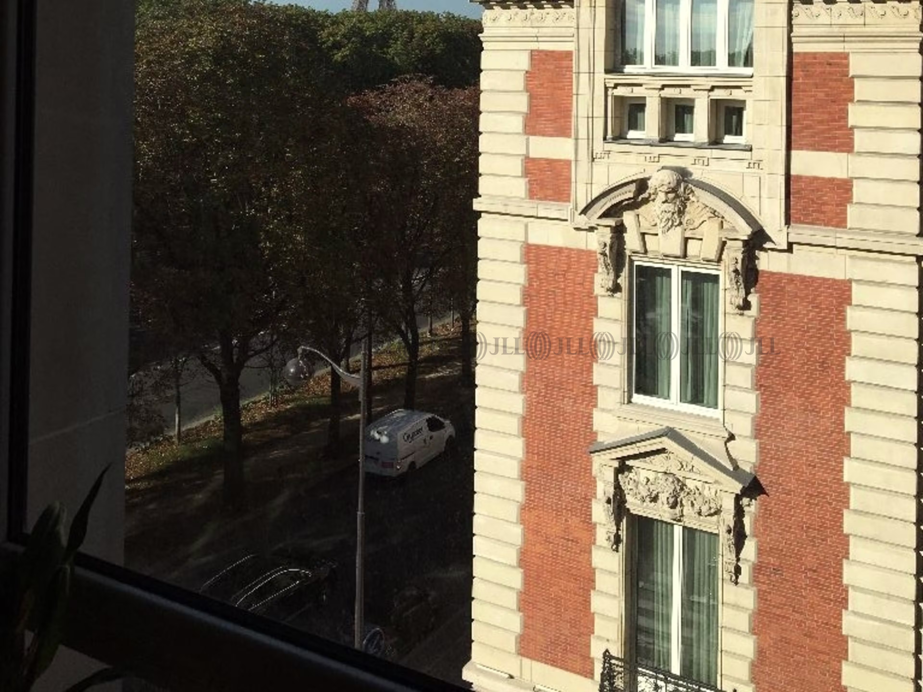 THE BUREAU 16 COURS ALBERT 1ER