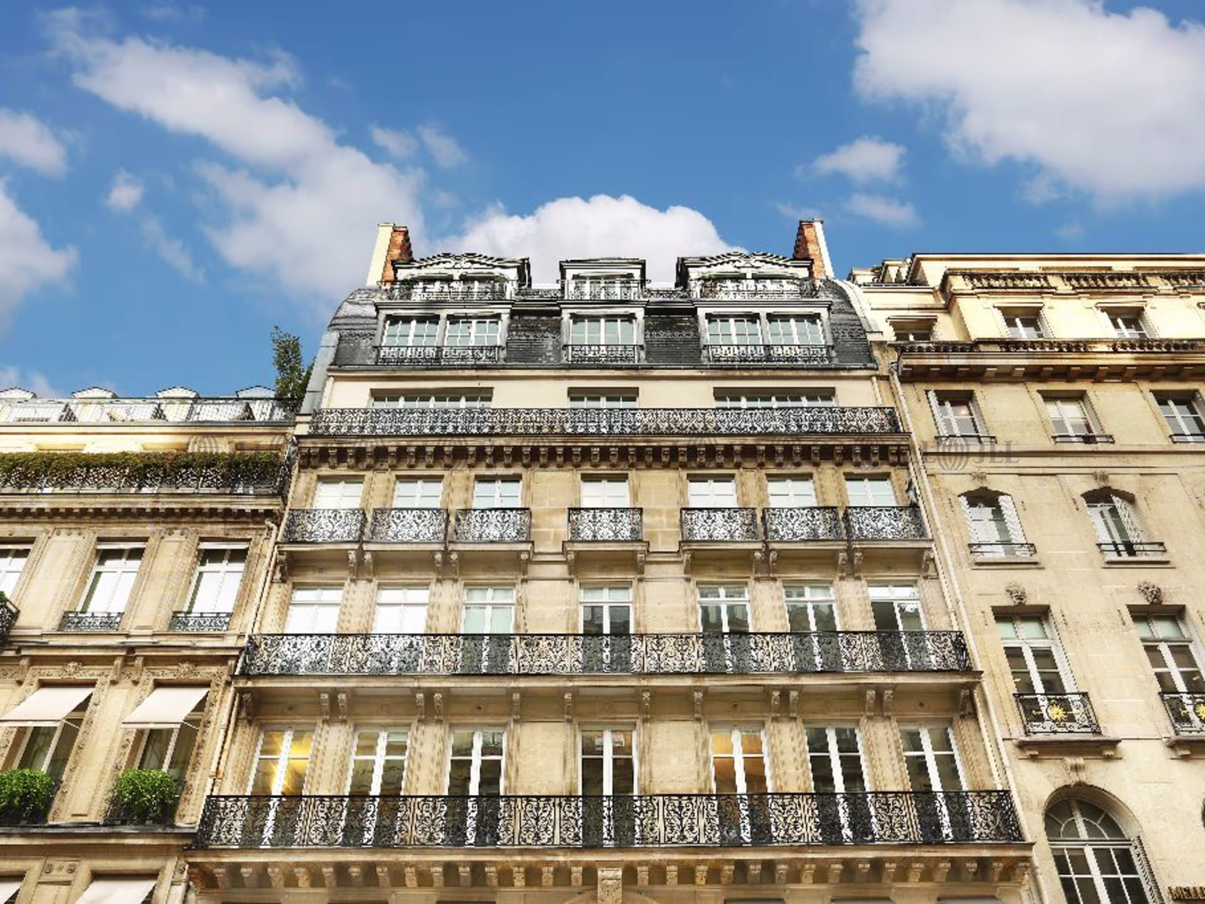 CENTRE D'AFFAIRES RUE DE LA PAIX