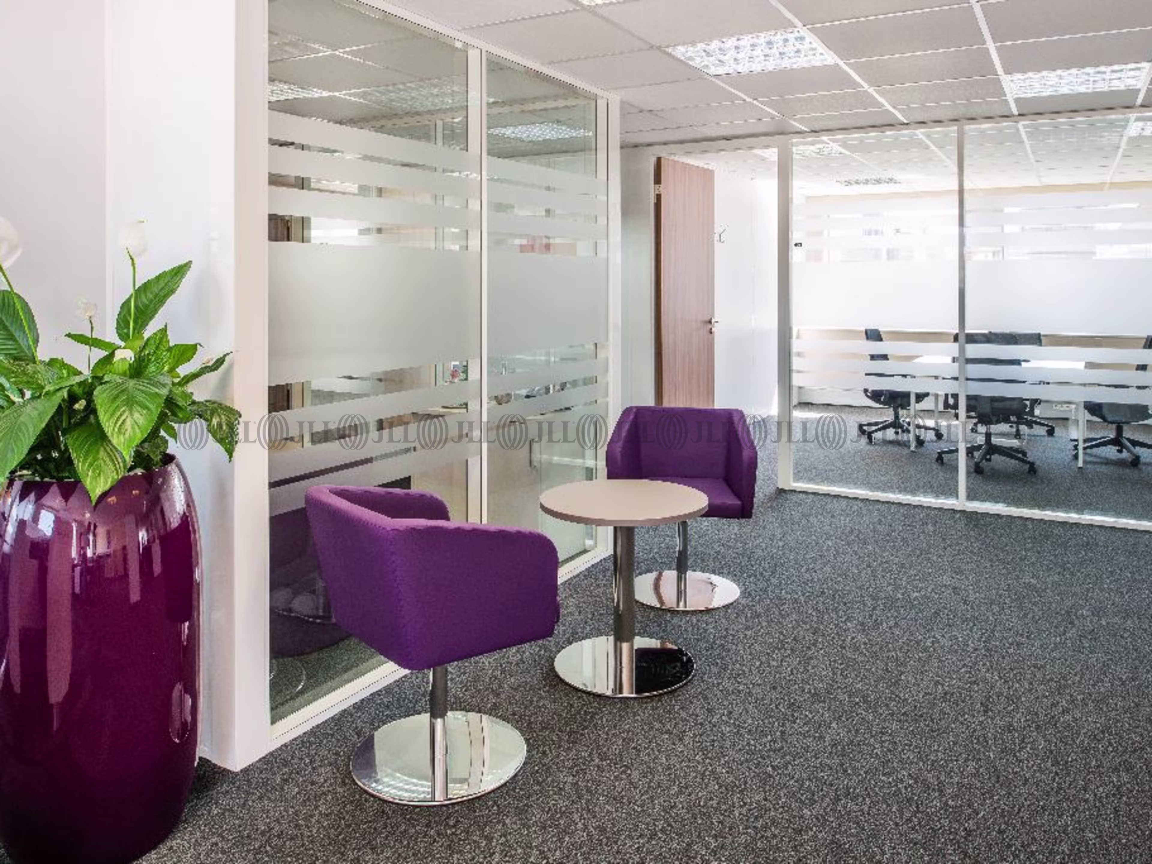 CENTRE D'AFFAIRES MONTROUGE ARC EN CIEL