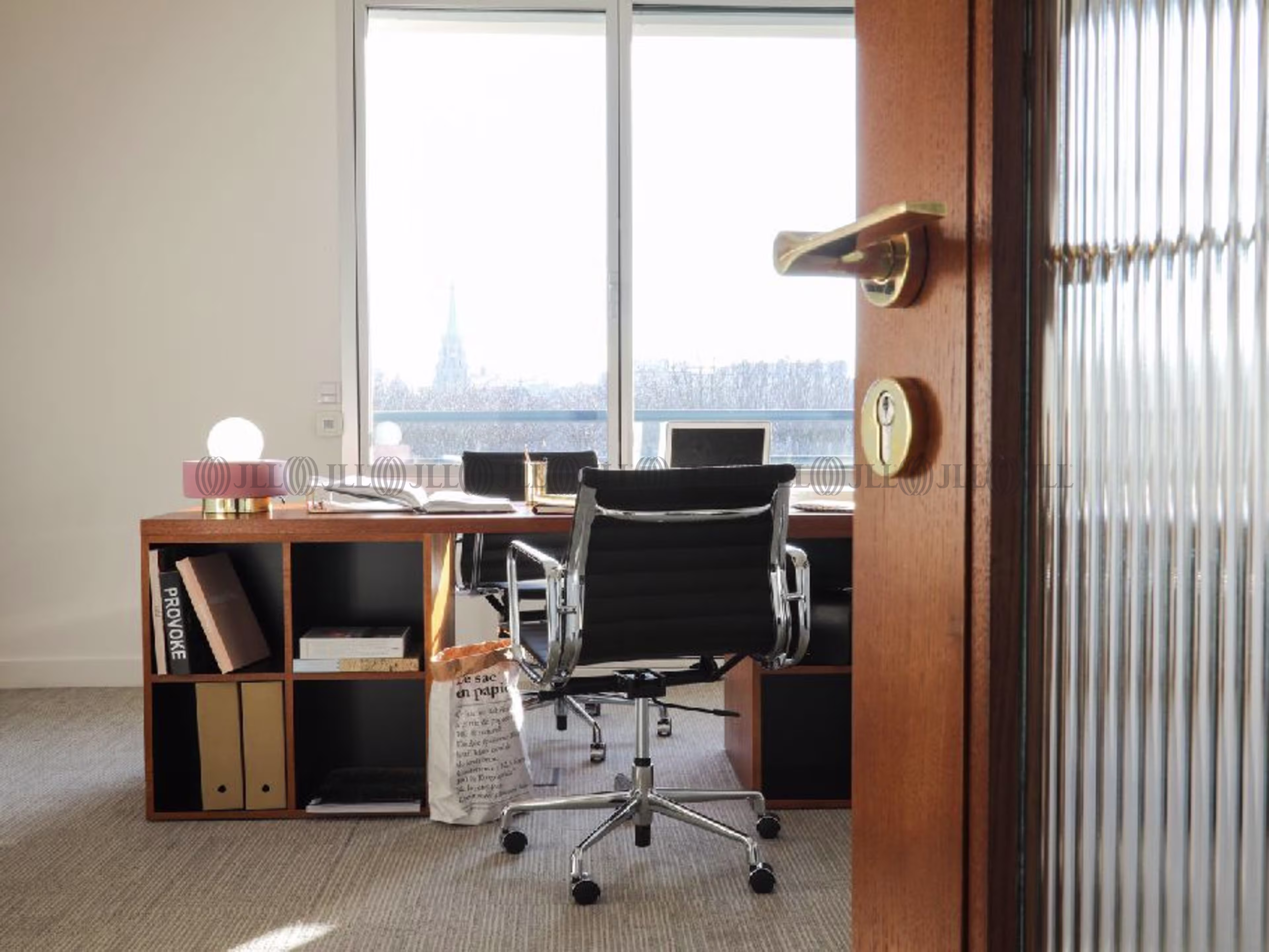 THE BUREAU 28 COURS ALBERT 1ER