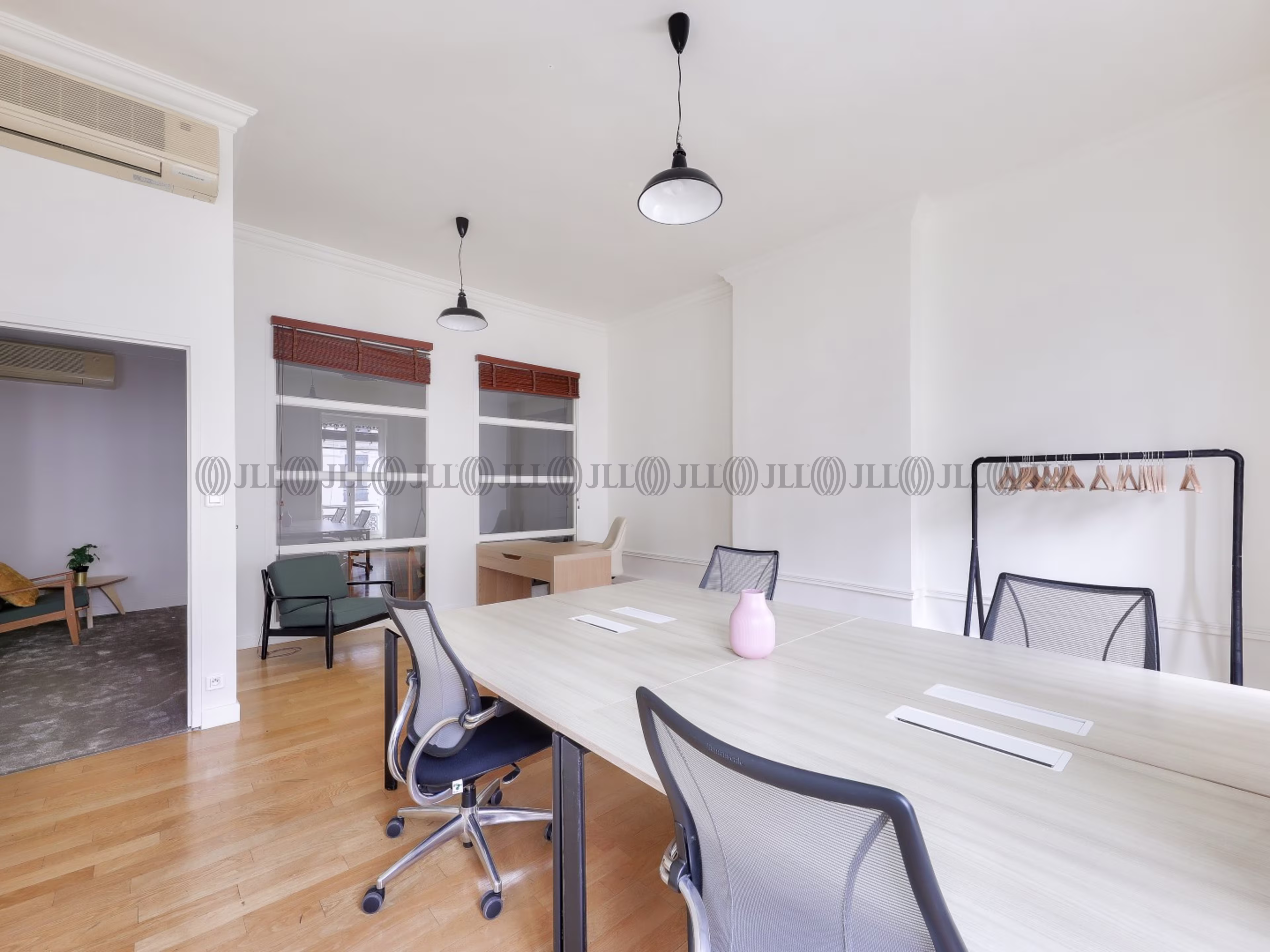 10 REPUBLIQUE - COWORKING 10 REPUBLIQUE - COWORKING