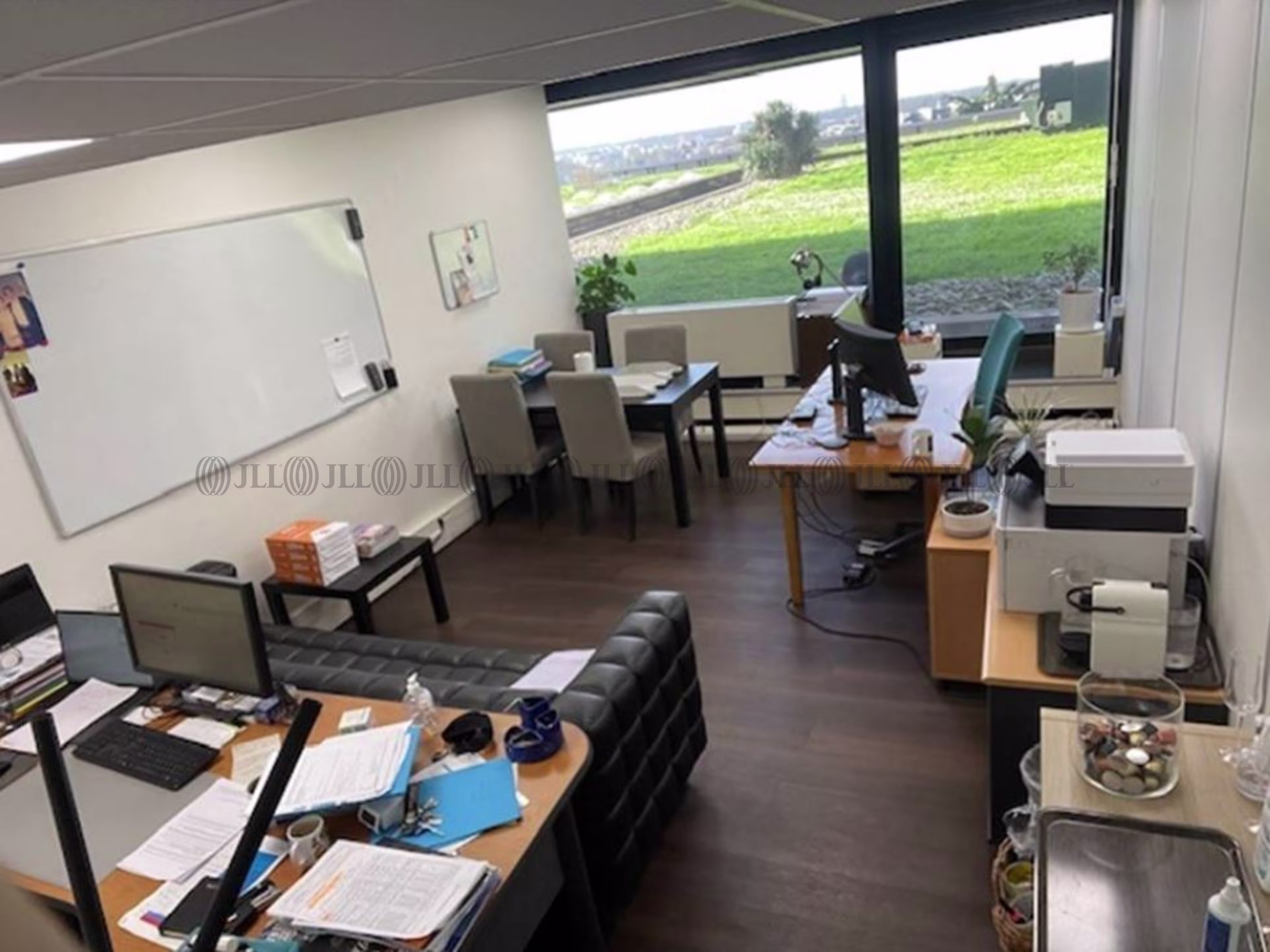 LES BUREAUX DE LA COLLINE