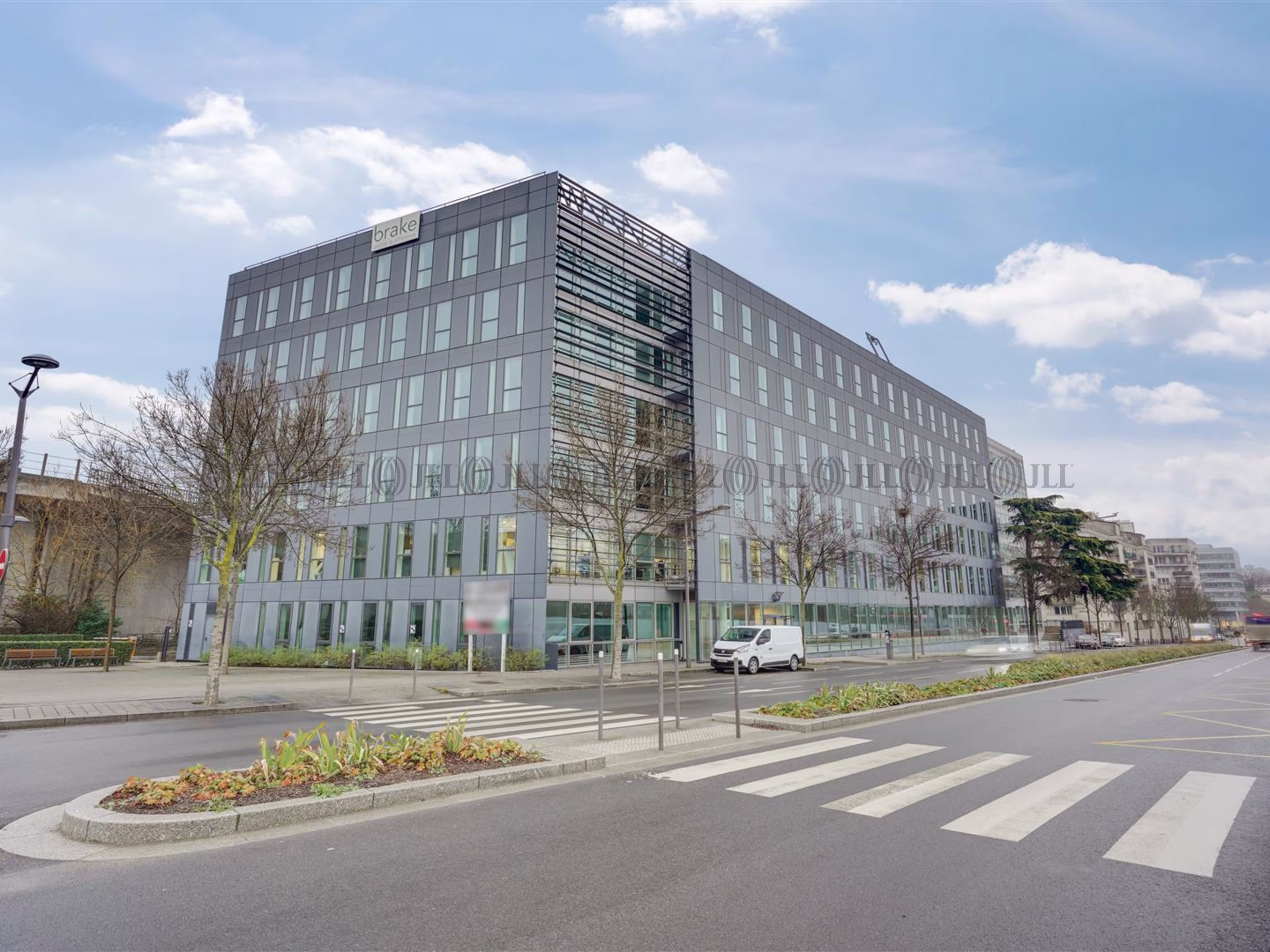 CARNOT PLAZA