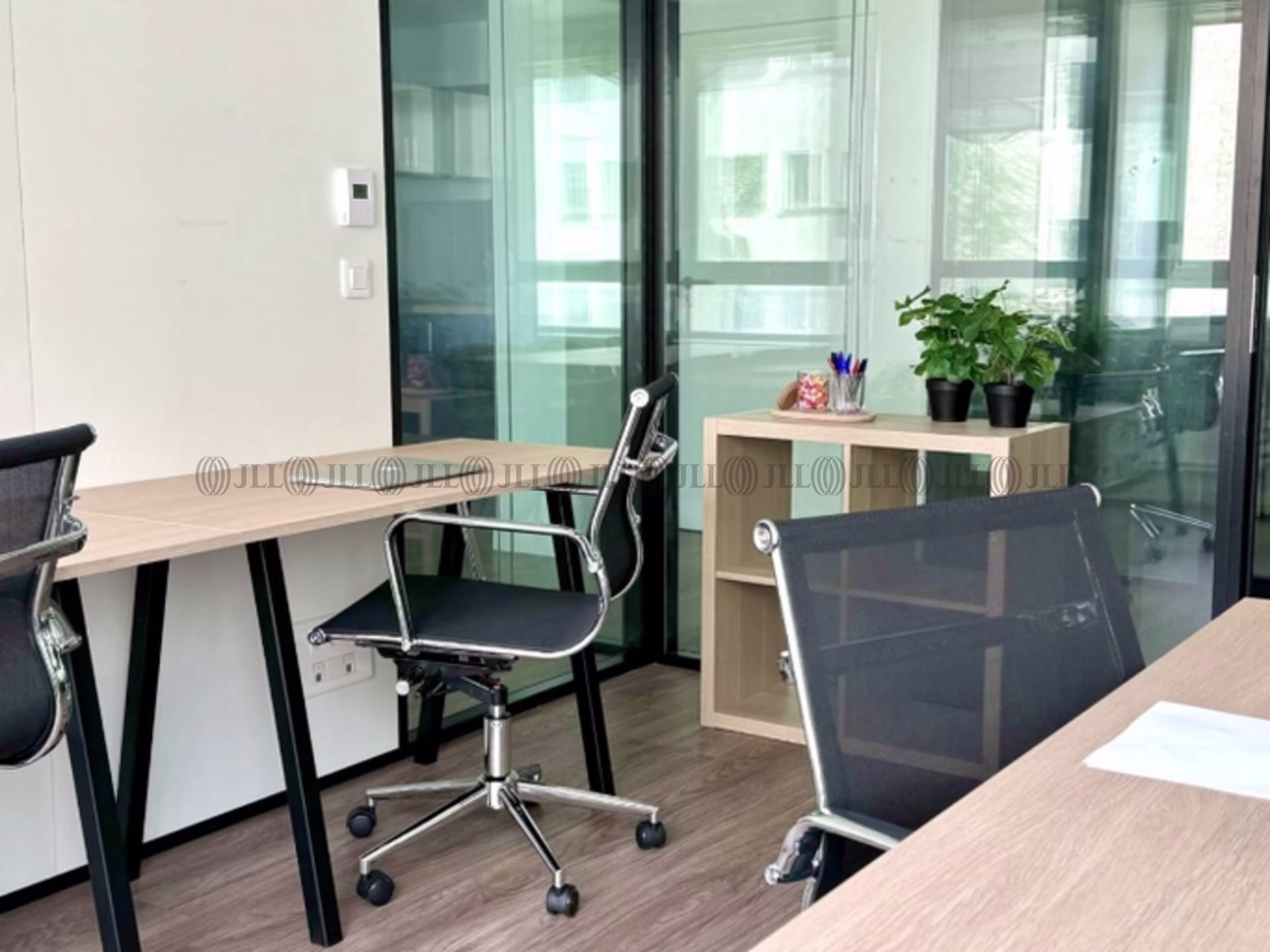 WORK AND SHARE DAUMESNIL