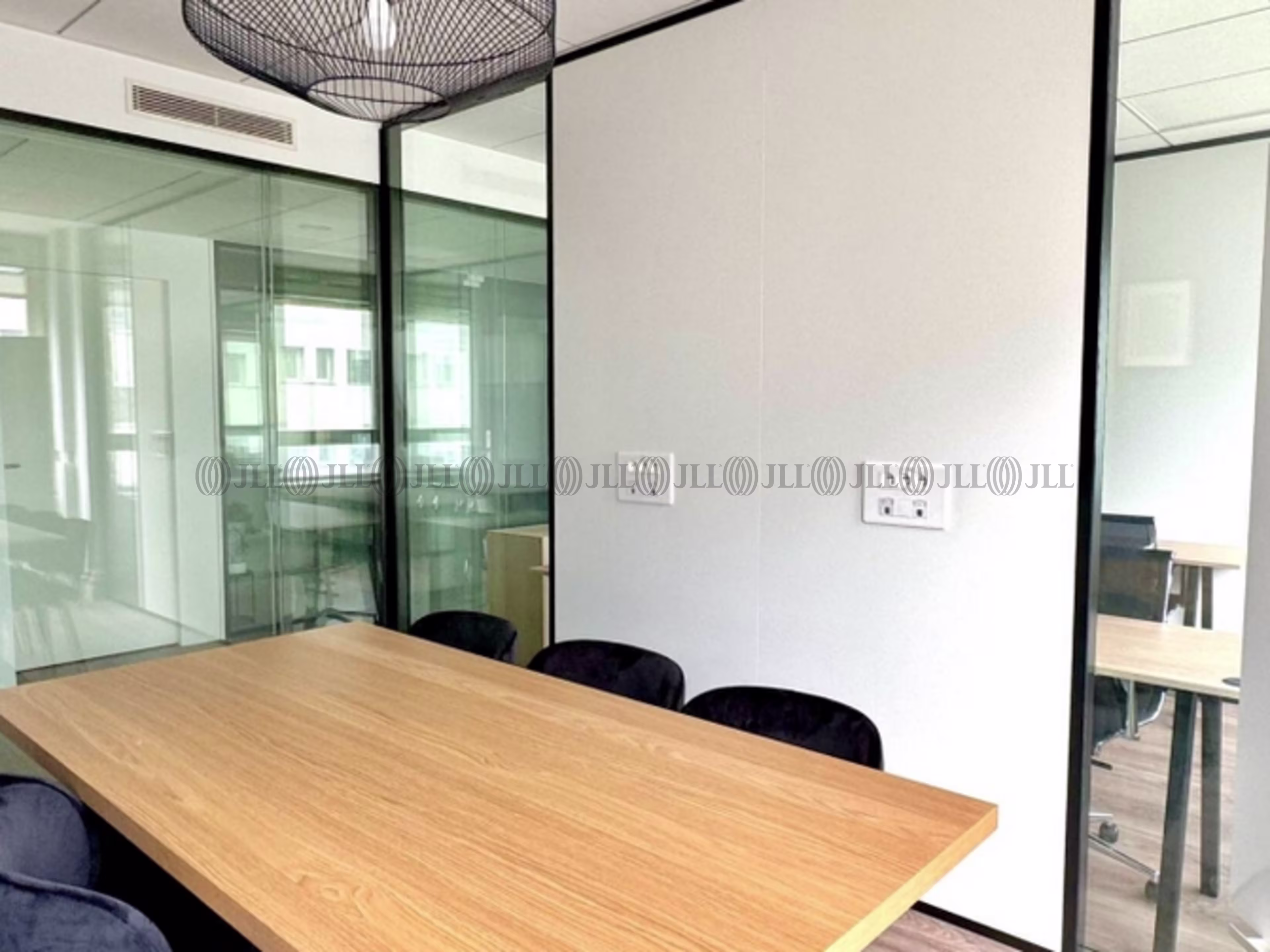 WORK AND SHARE DAUMESNIL