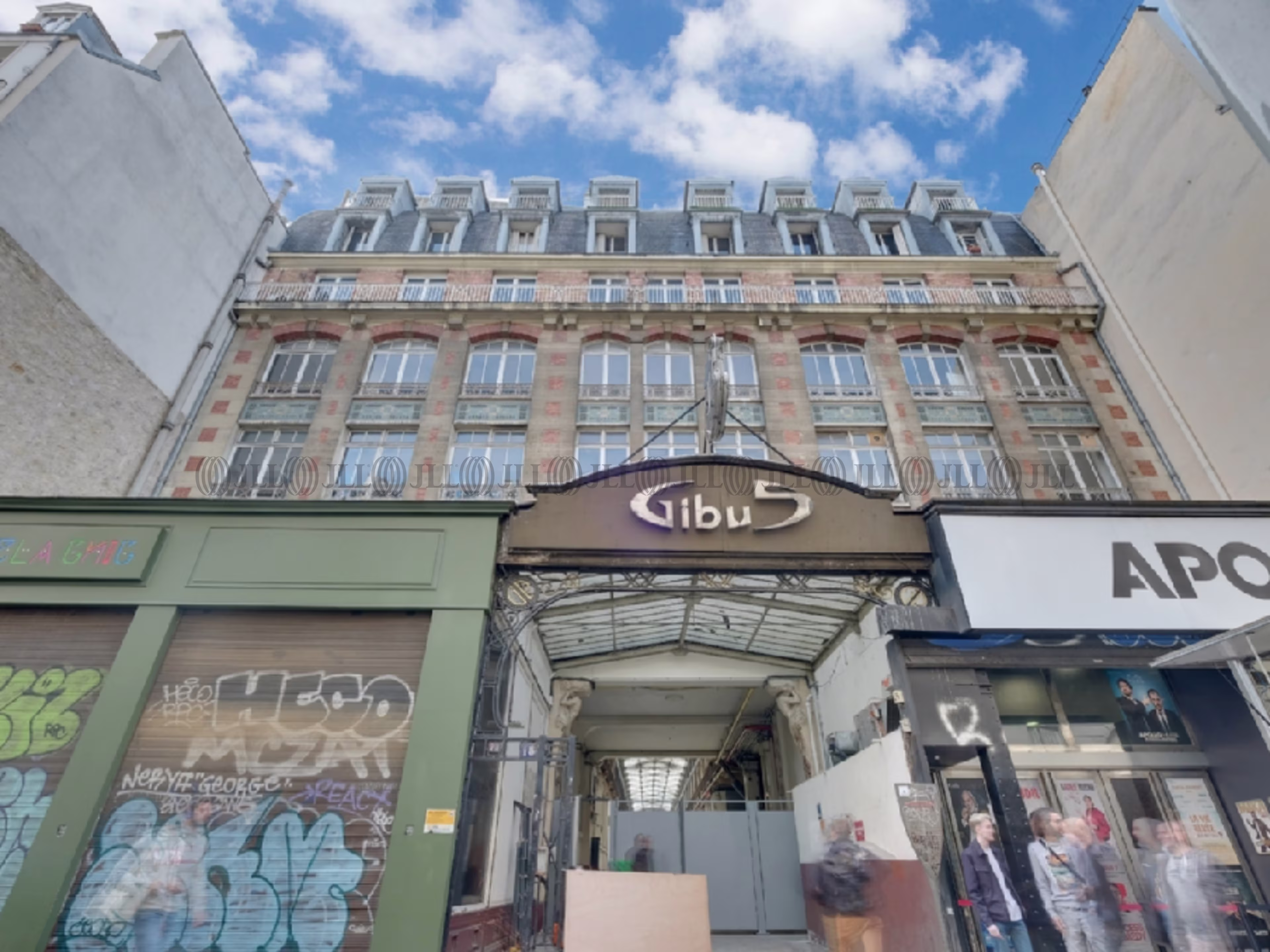18 FAUBOURG