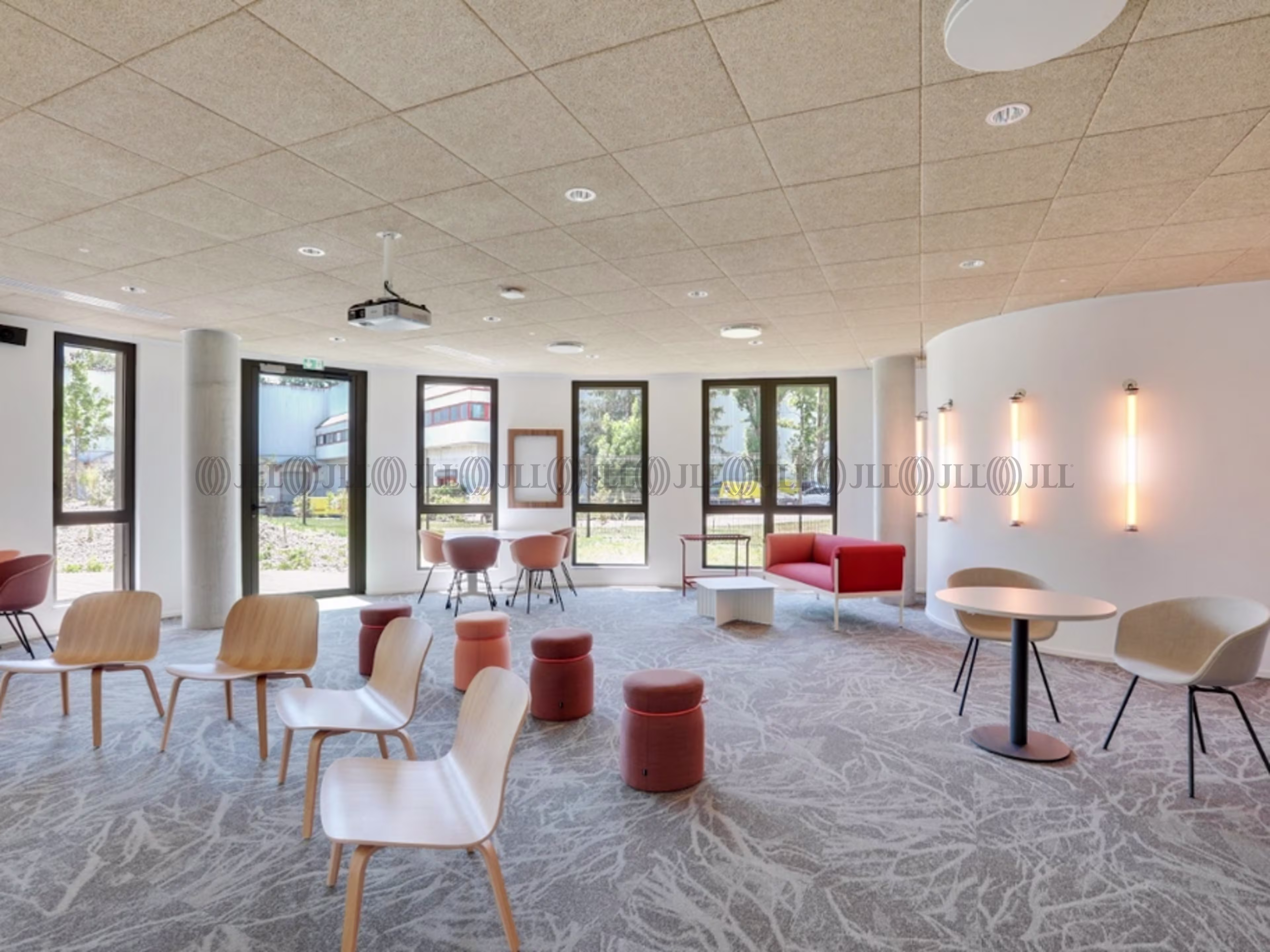 NEWTON OFFICES - LIMONEST - COWORKING