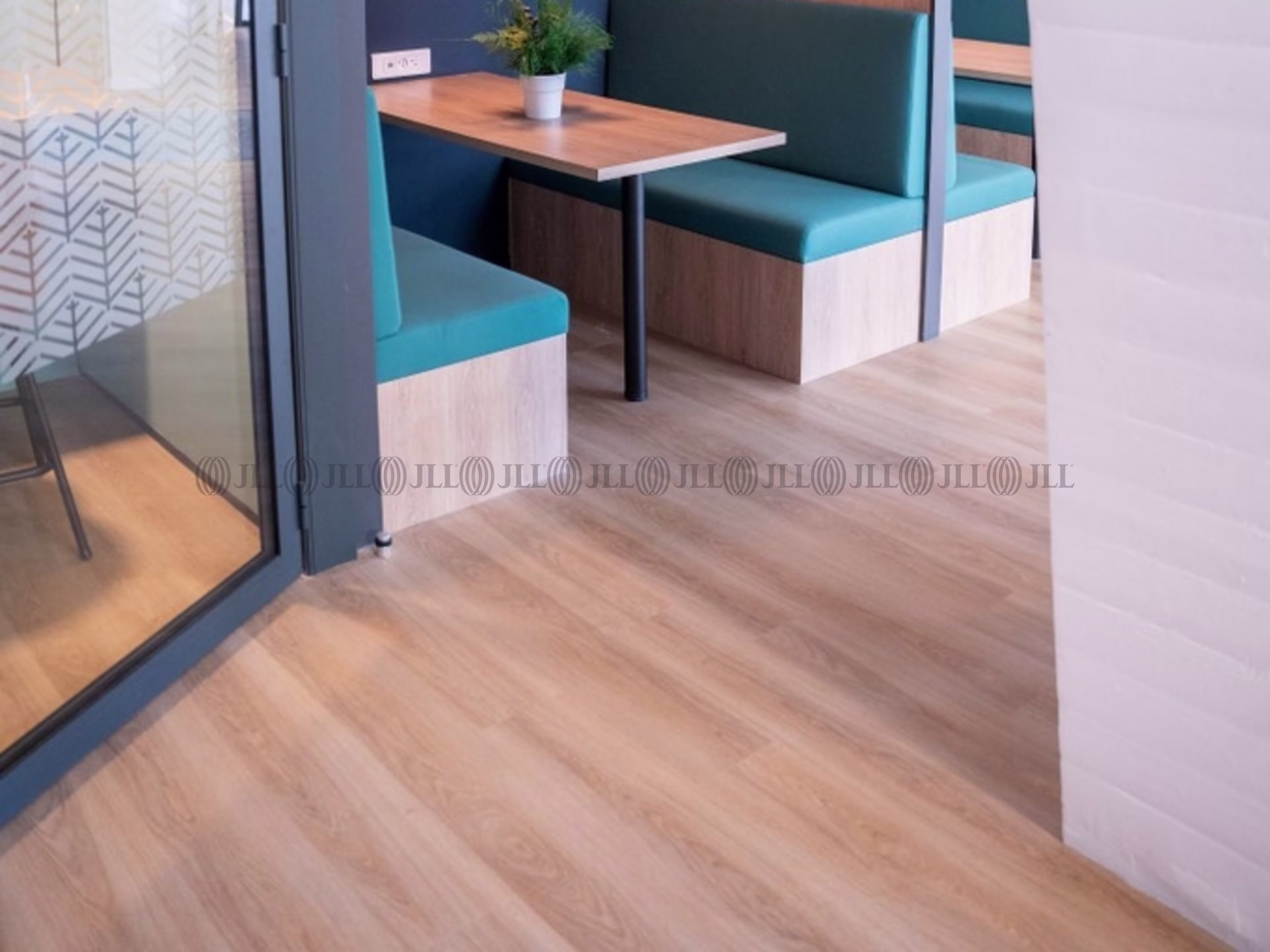 LE CRYSTALLIN - COWORKING