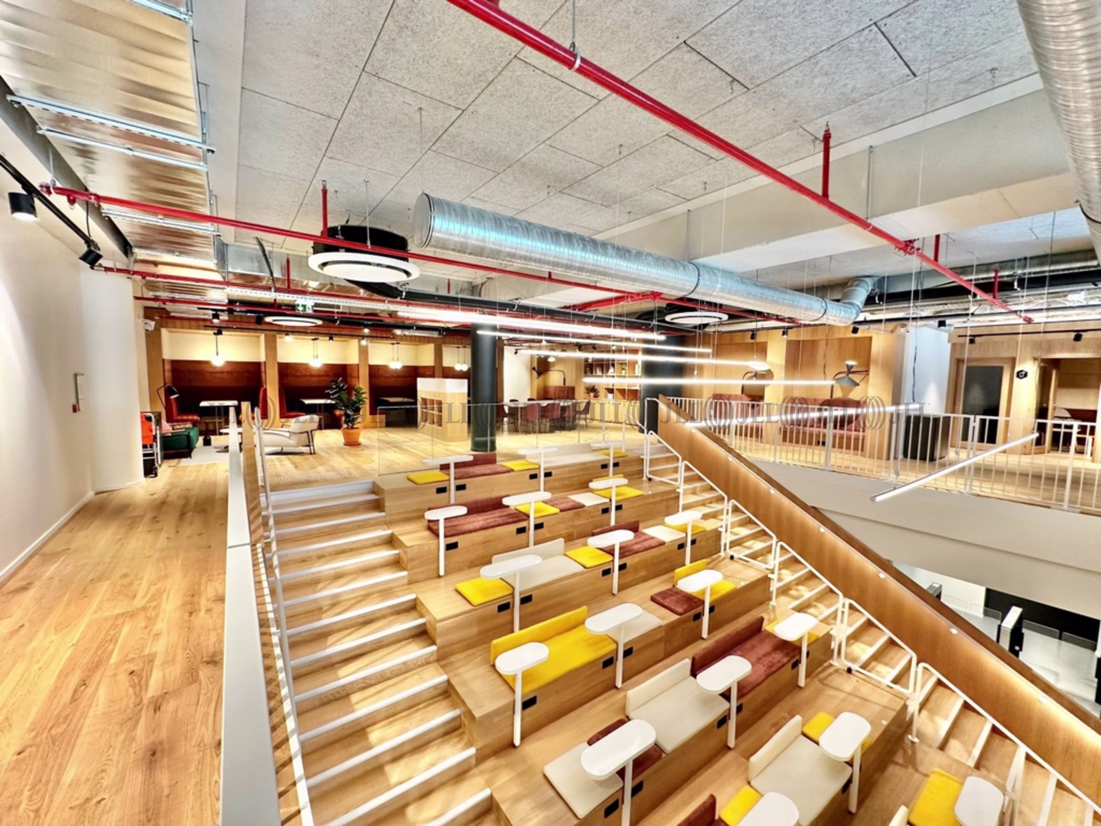 CENTRE SPACES - TO LYON