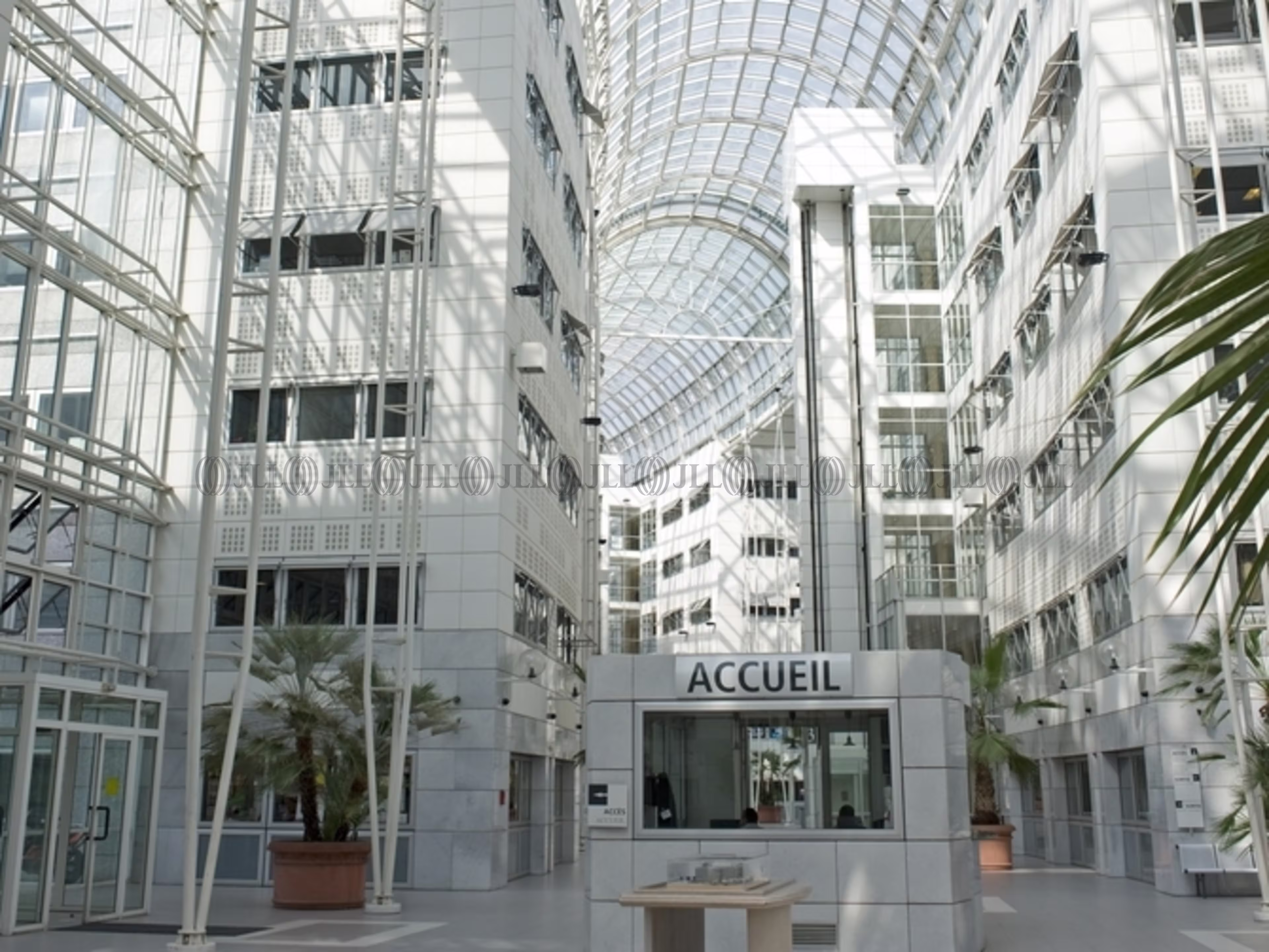 LE DOME 5 - ROISSYPOLE