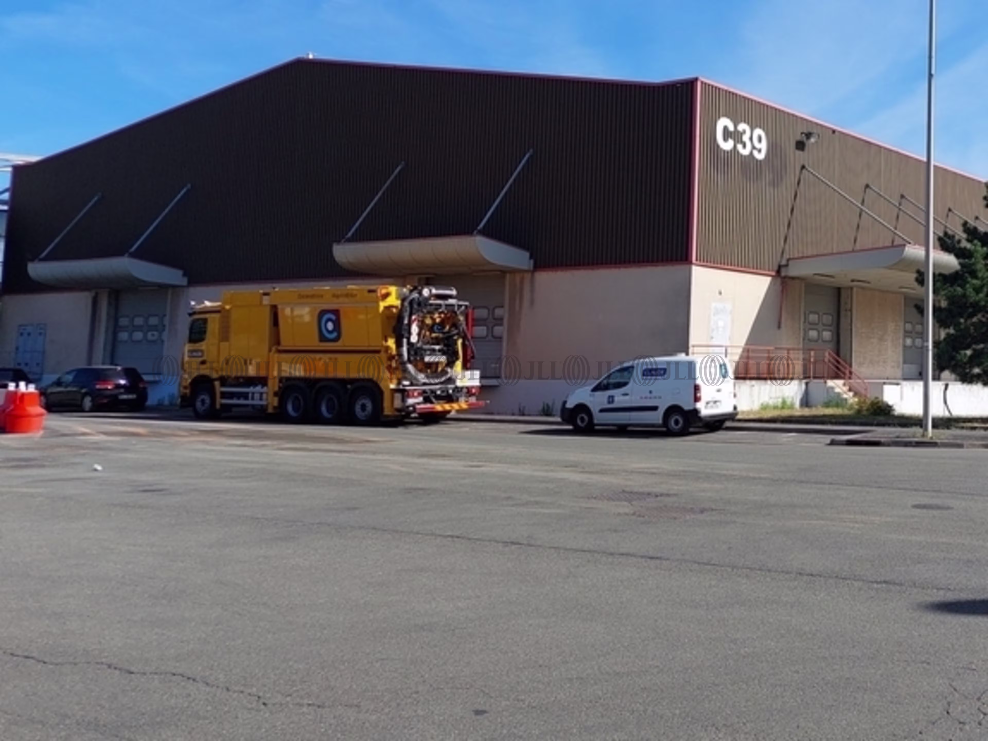 C39