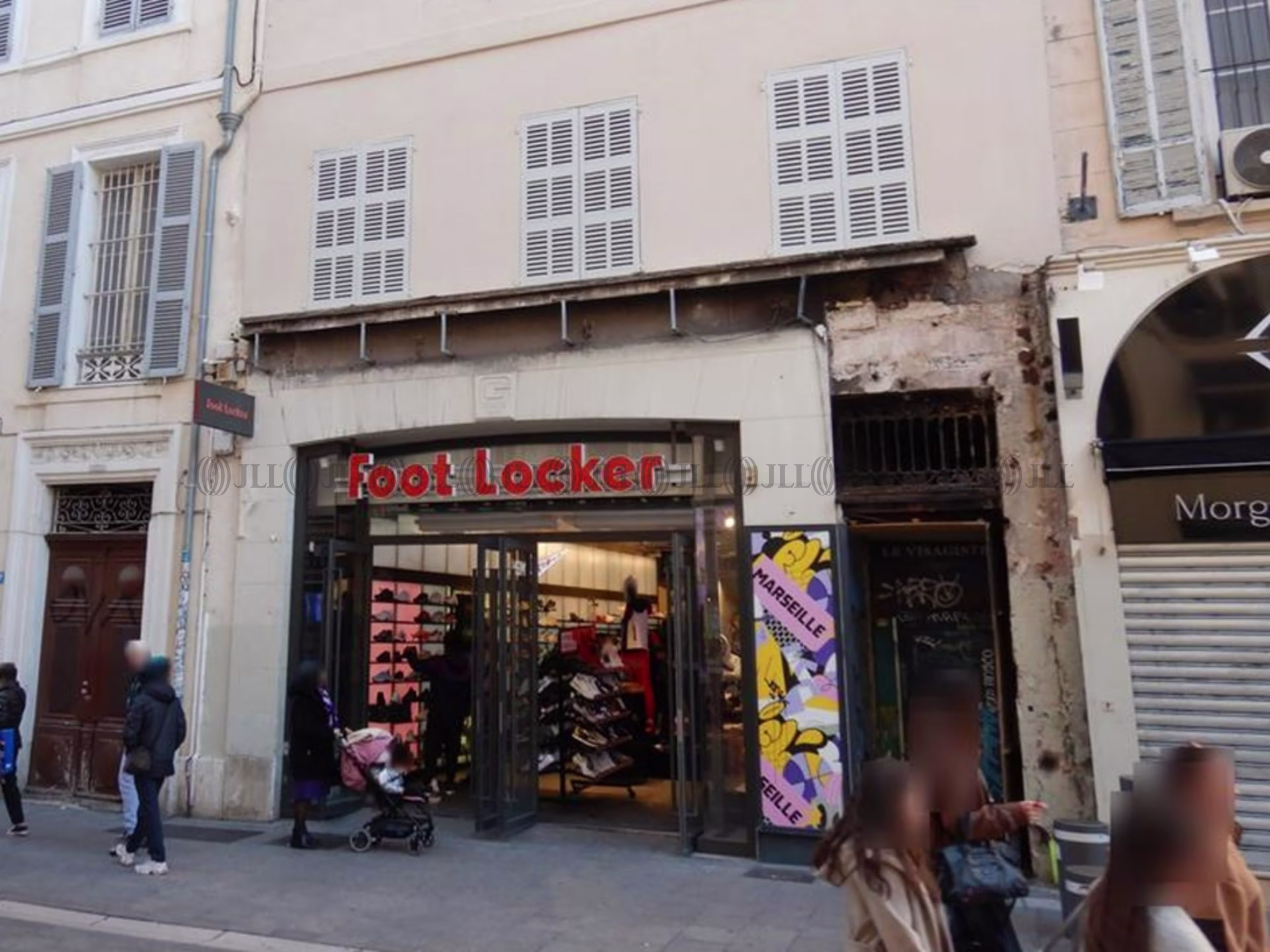 EX FOOT LOCKER - LOT DROITE