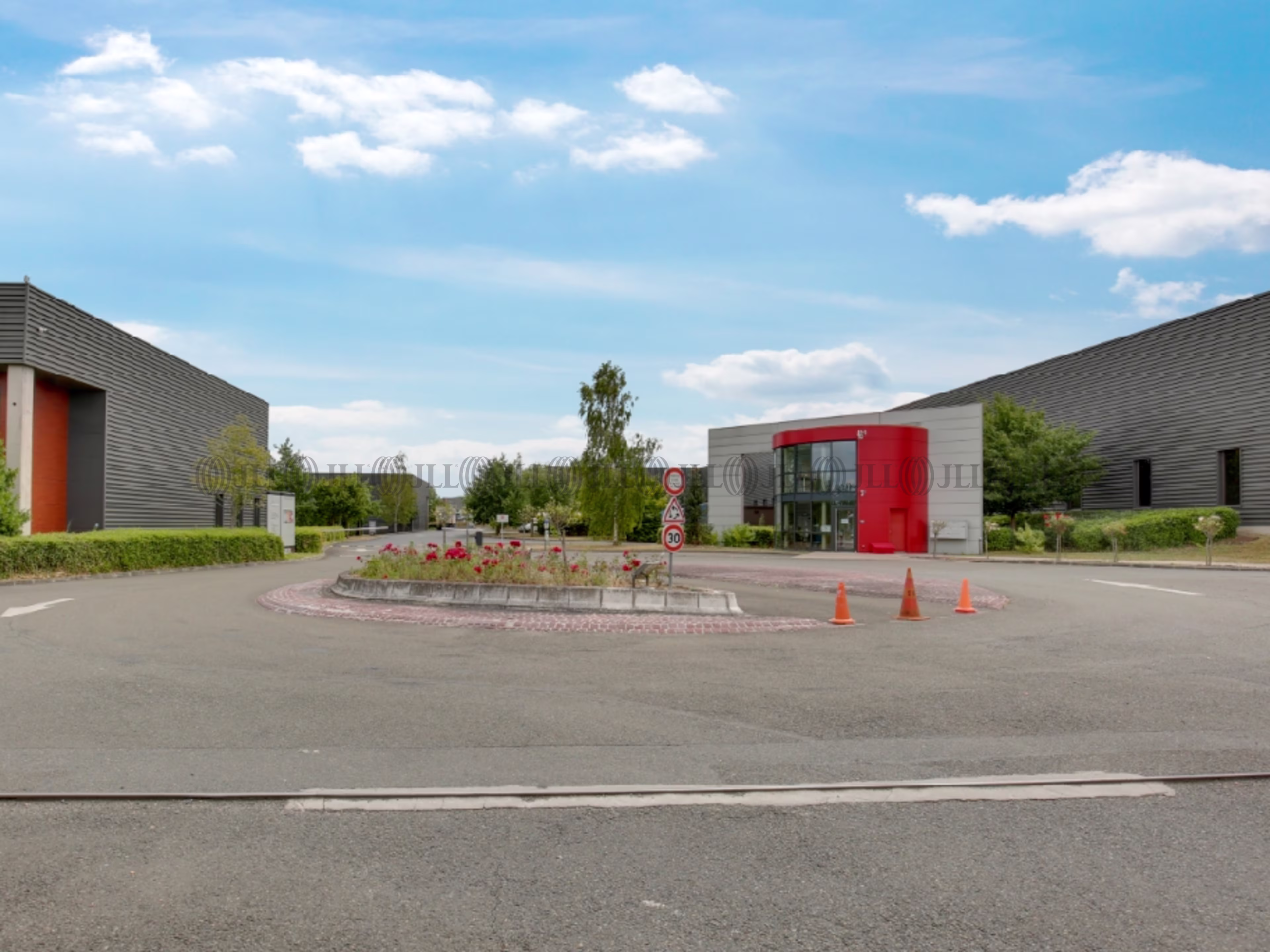 BUSINESS PARK GONESSE